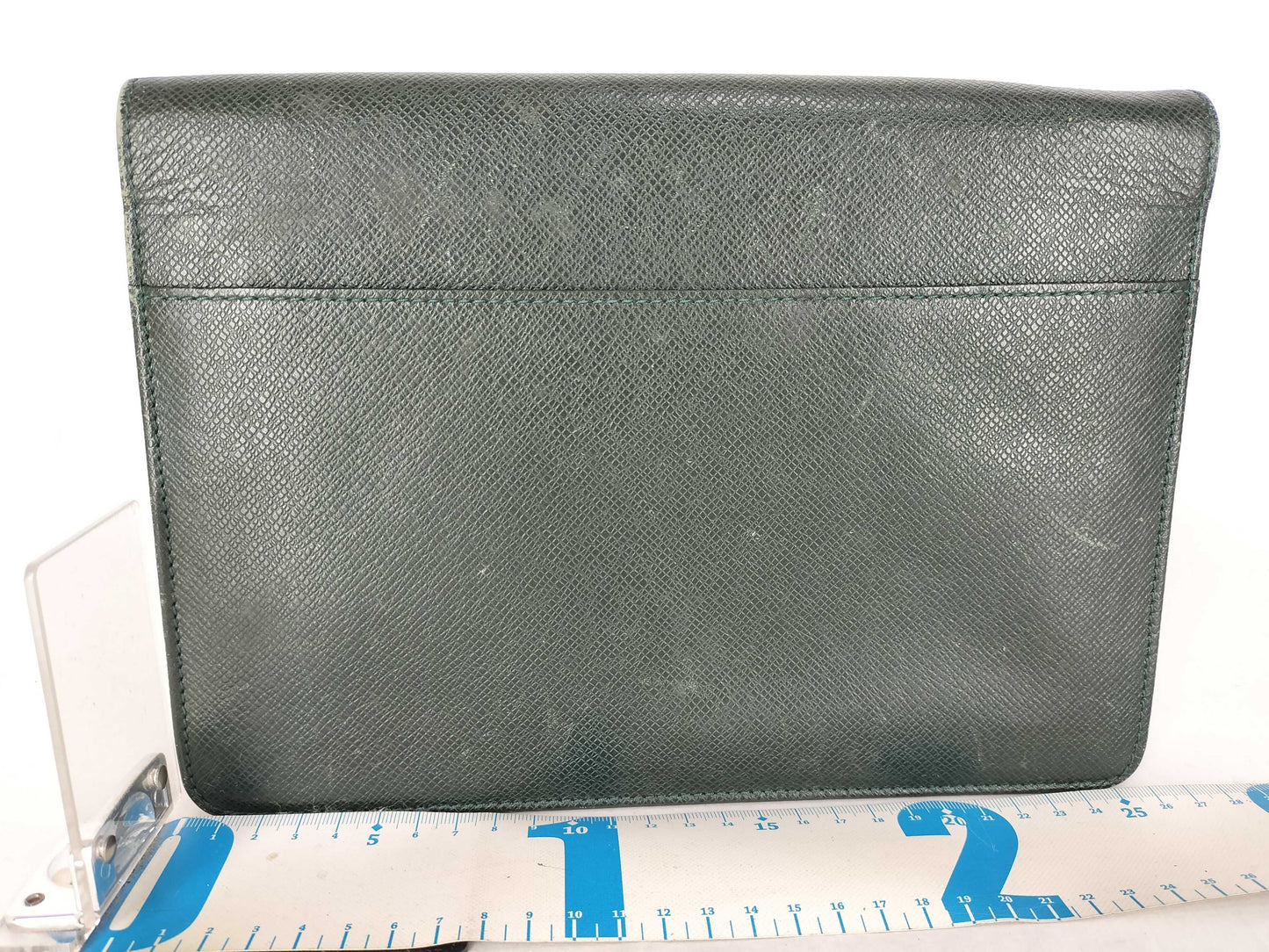 LOUIS VUITTON Taiga Clado M30194 Second Bag