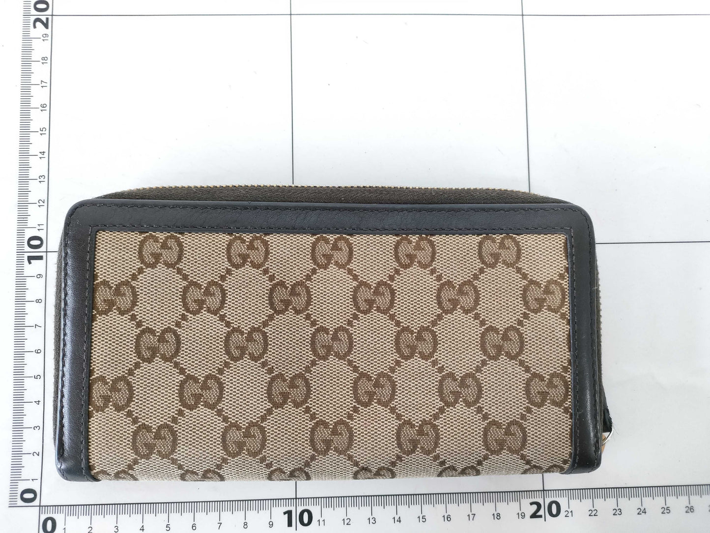 GUCCI GG Canvas Gucci Interlocking GG Round Zip Long Wallet