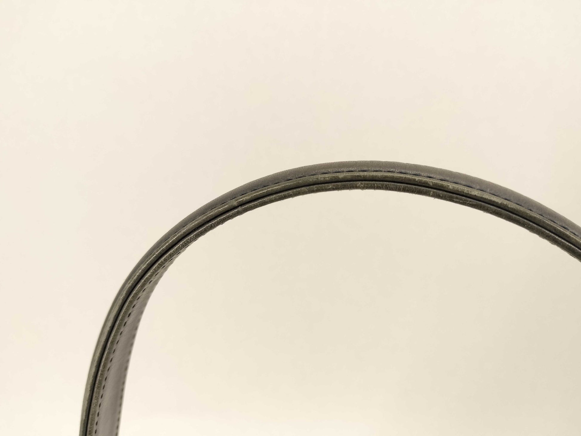 GUCCI Gucci Handbag Leather GG Handbag