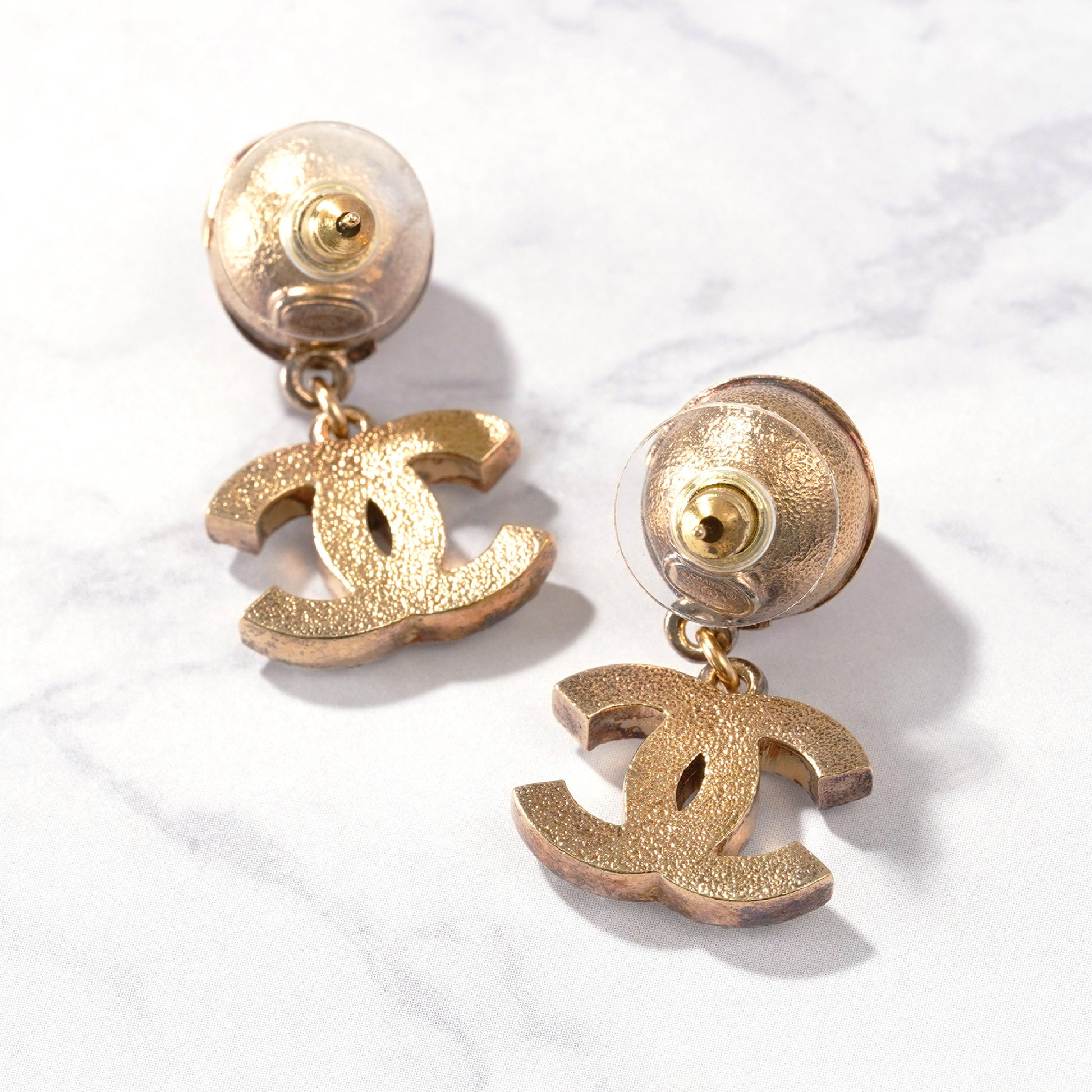 CHANEL CHANEL Coco Mark Rhinestone Gold Earrings C22A Earrings