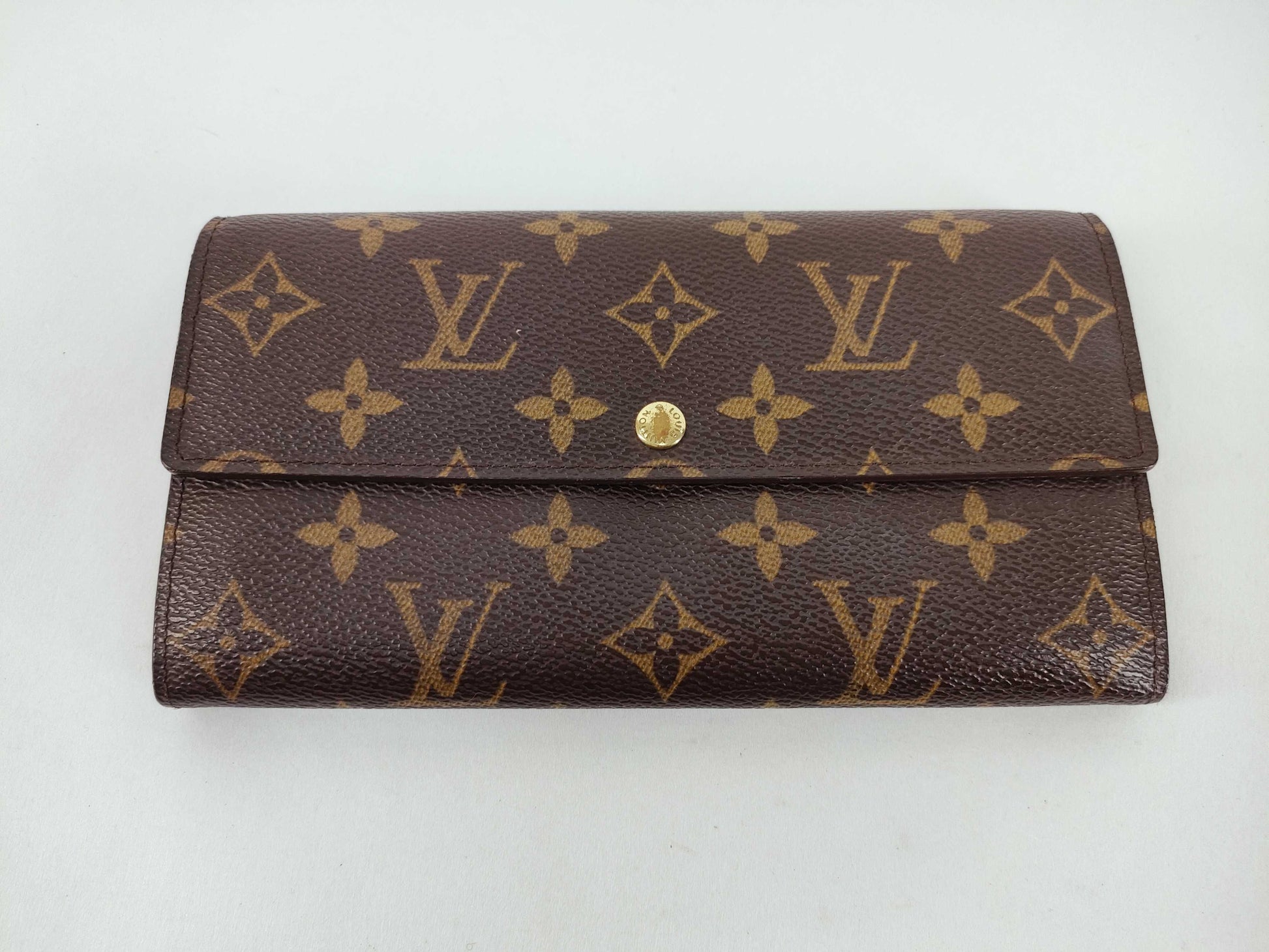 LOUIS VUITTON Monogram Portefeuille Sarah Monogram Wallet
