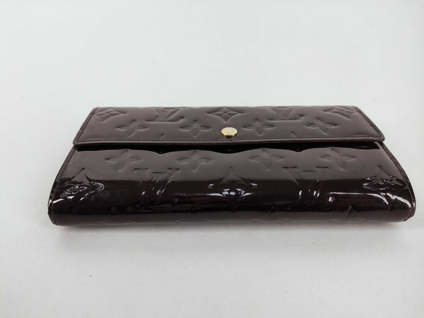 LOUIS VUITTON Vernis Portefeuille Sarah Vernis Amaranth Wallet