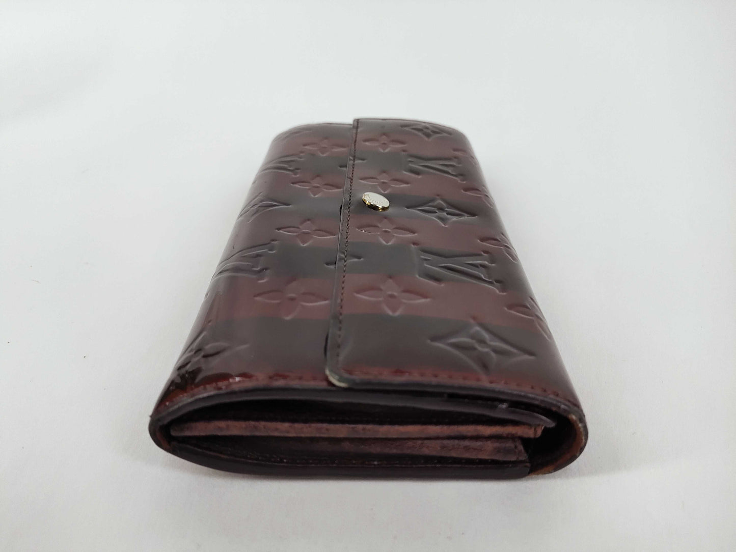 LOUIS VUITTON Vernis Sarah Portefeuille Vernis Amarantrailleur Wallet