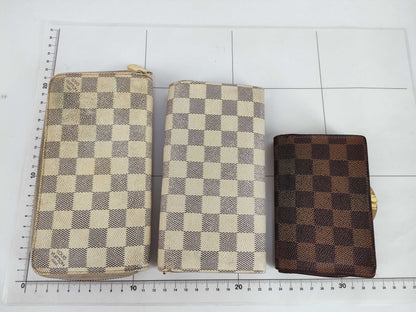 LOUIS VUITTON Damier round zip long wallet and 3 other Damier Azur wallets