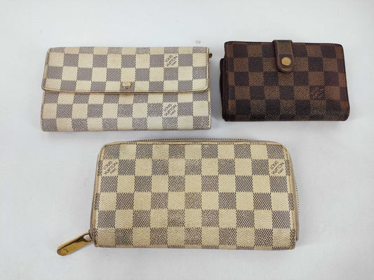 LOUIS VUITTON Damier round zip long wallet and 3 other Damier Azur wallets