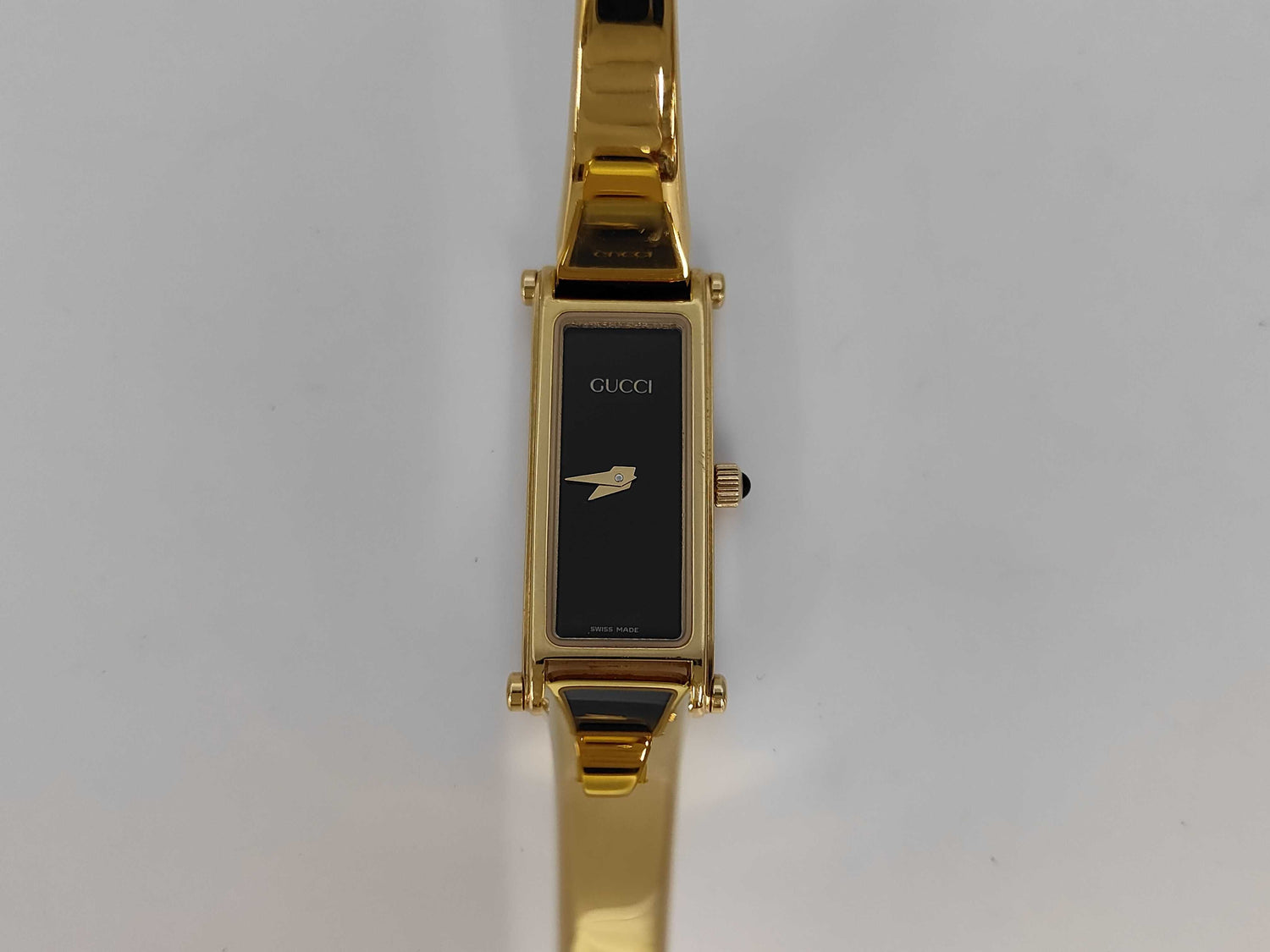 GUCCI 1500 0403646 Quartz Black Dial Women's Watch