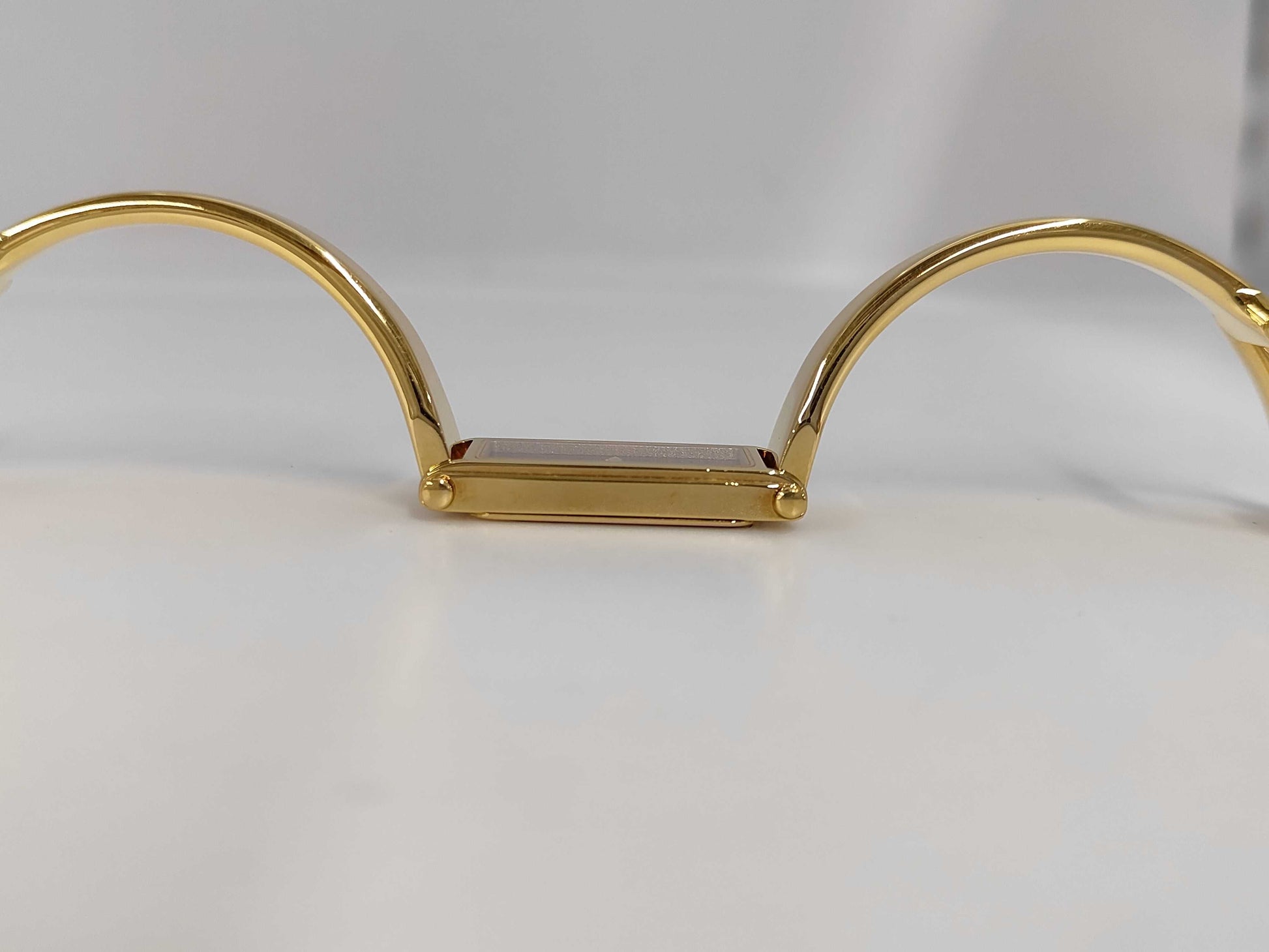 GUCCI 1500 0403646 Quartz Black Dial Women's Watch