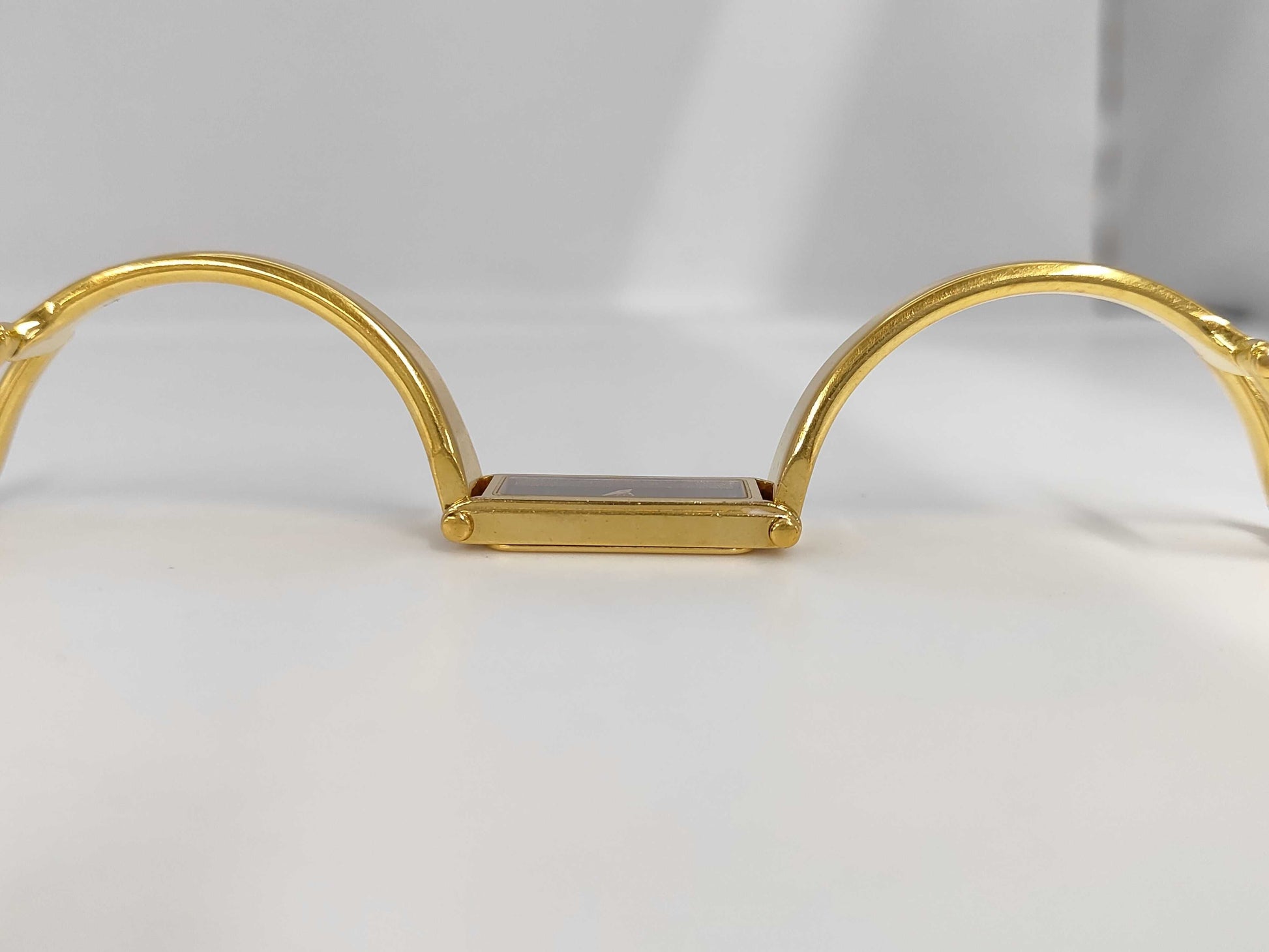 GUCCI 1500 0322909 Quartz Black Dial Women's Watch