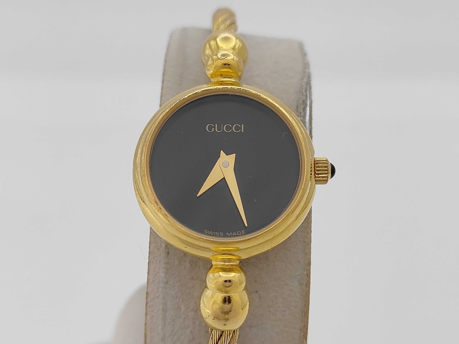 GUCCI 2700.2.L 0256301 Quartz Black Dial Women's Watch