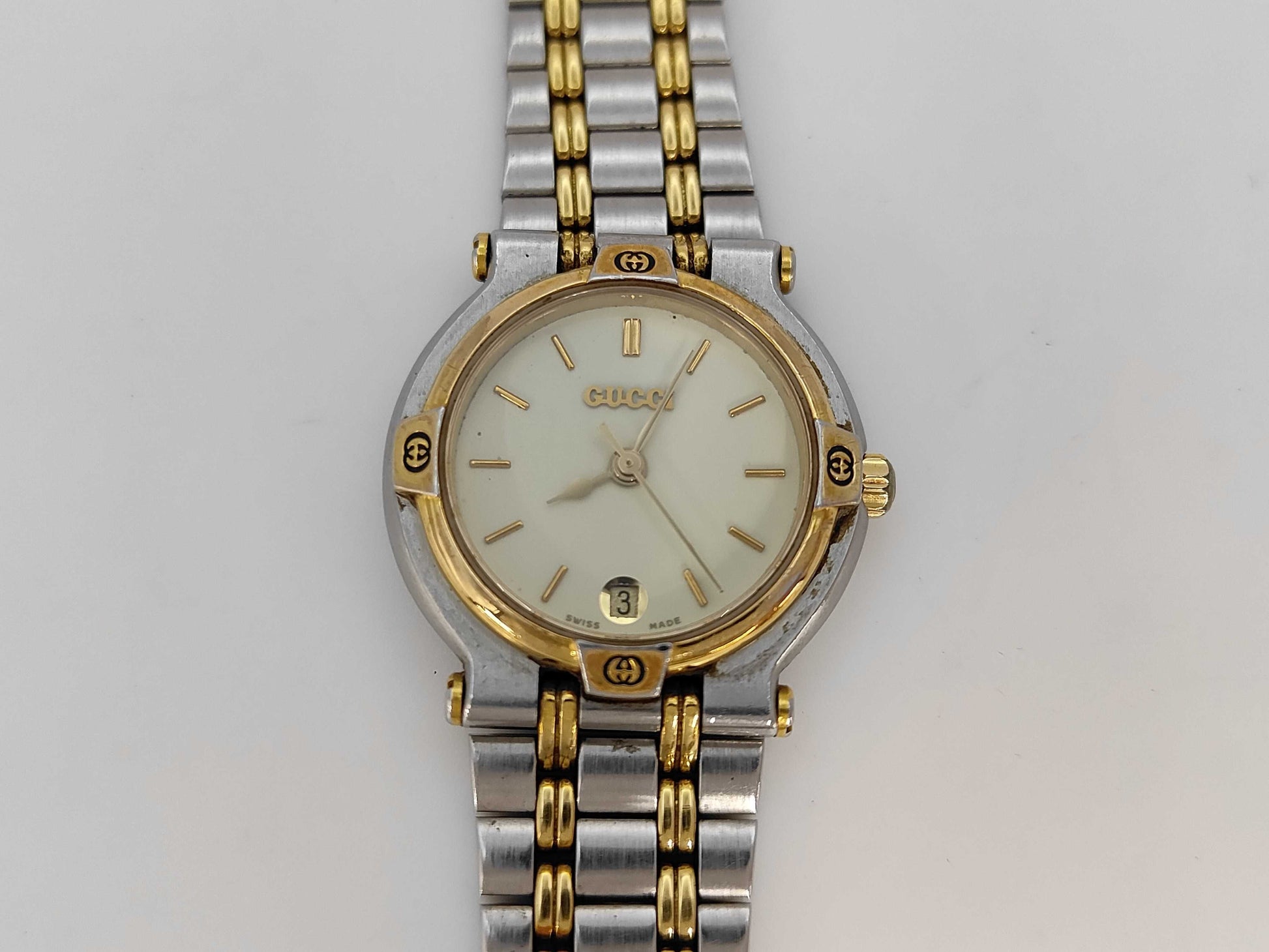 GUCCI 9000L 0099687 Quartz Ivory Dial Women's Watch