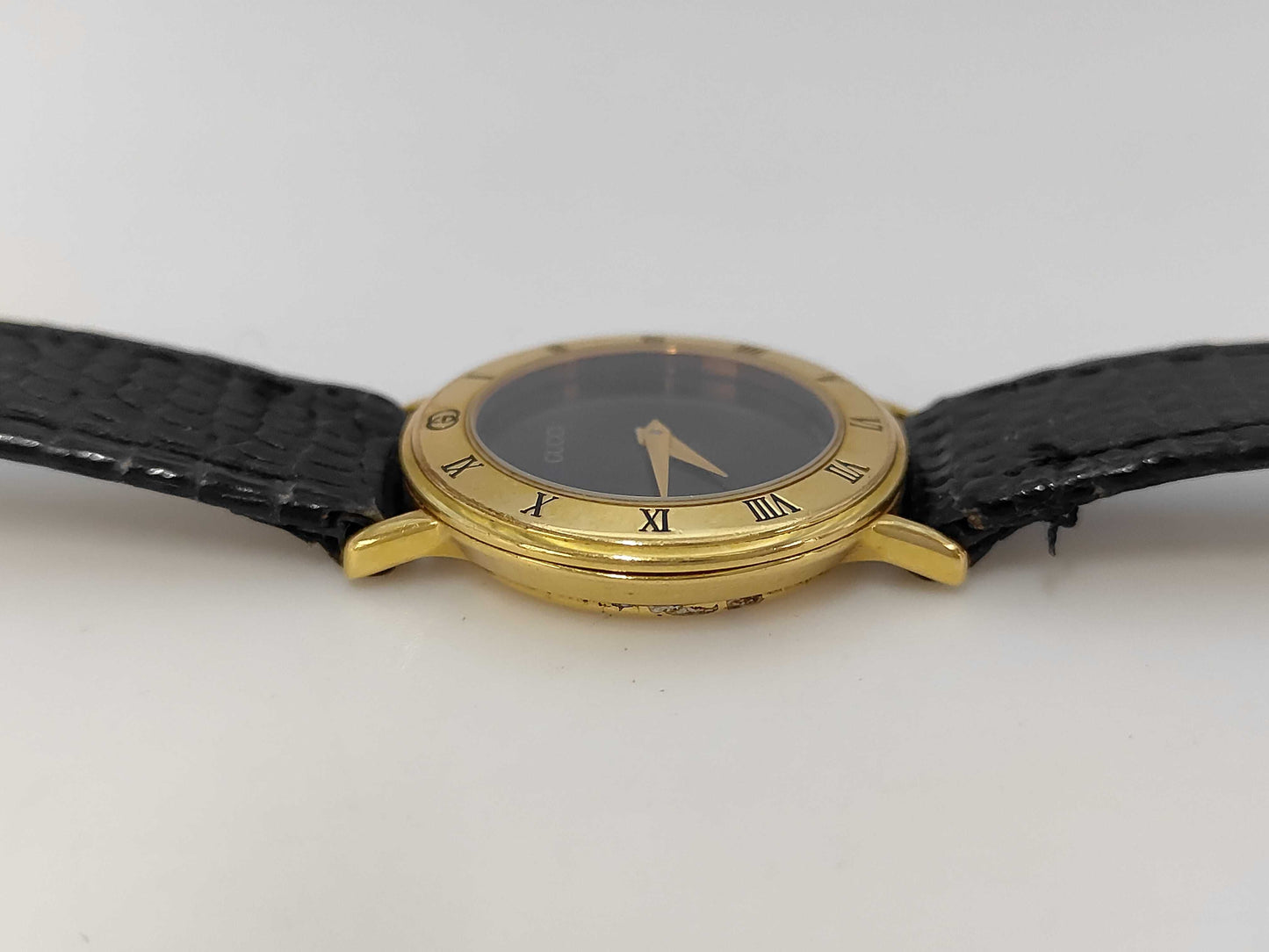 GUCCI 3000.2.L 0311220 Quartz Black Dial Women's Watch