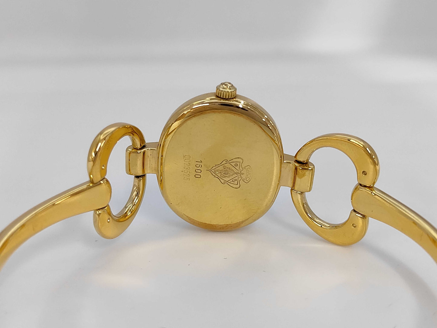 GUCCI 1600 0023525 Quartz Black Dial Women's Watch