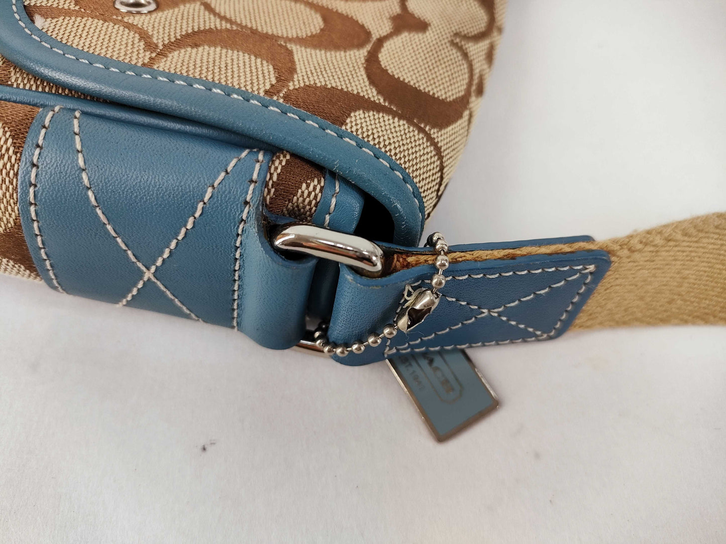 COACH Signature Coach Shoulder Bag Signature Pocket Shoulder Bag