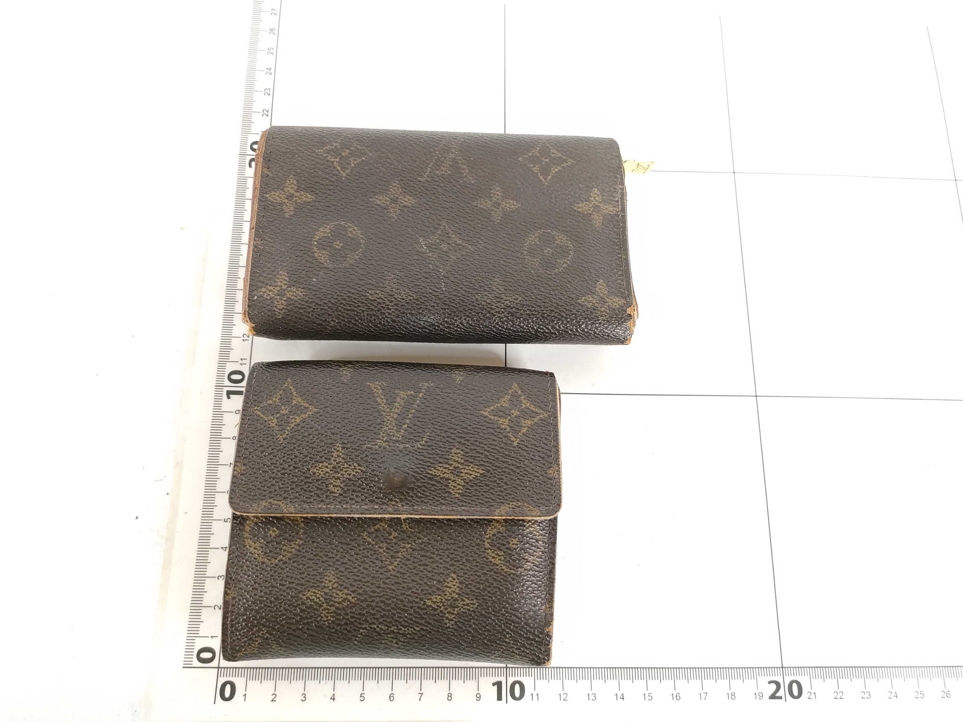 LOUIS VUITTON Monogram Louis Vuitton Wallet 4-Piece Set