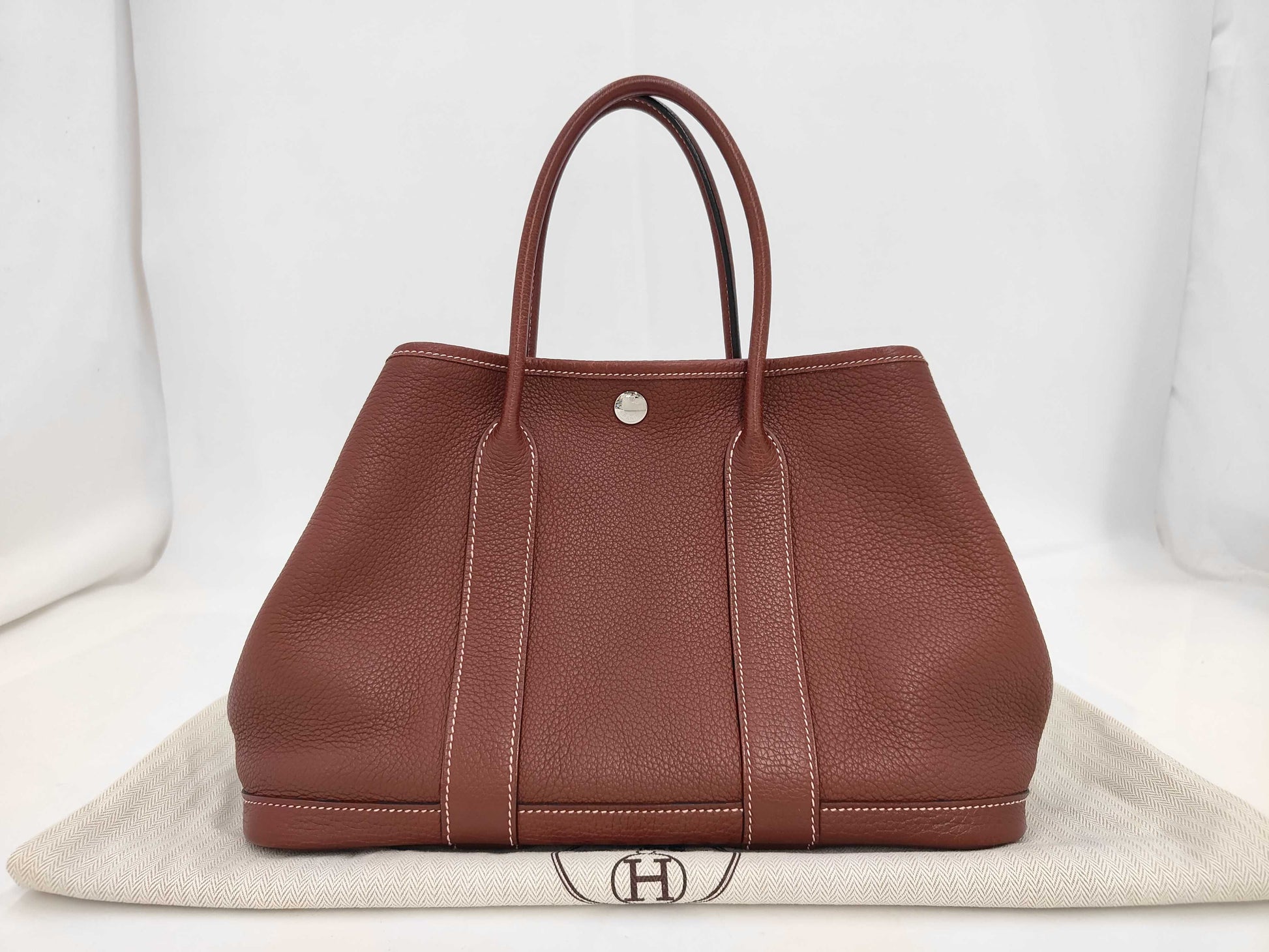HERMES Garden Party TPM Wine Red P Negonda Handbag