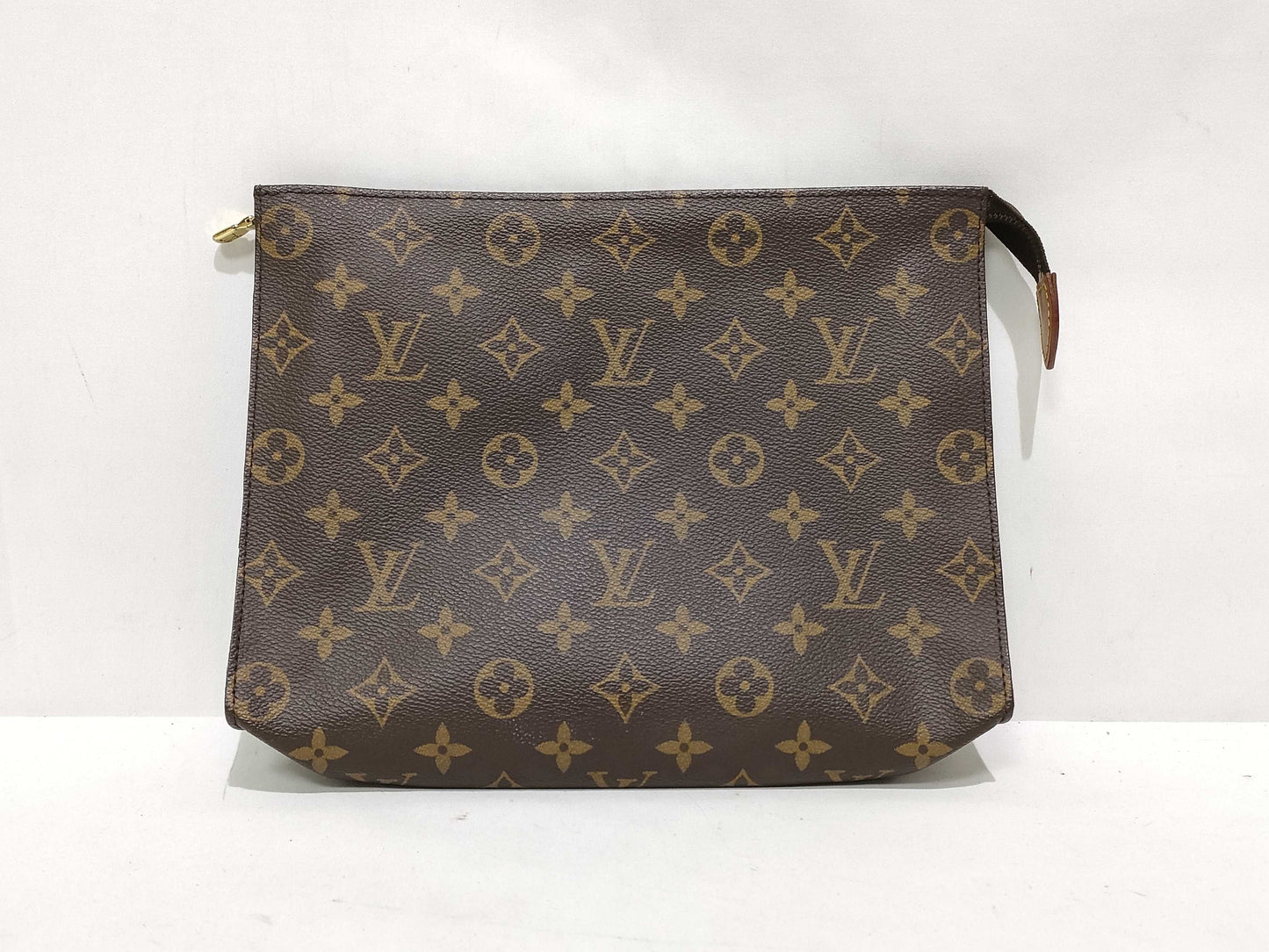 LOUIS VUITTON Monogram Louis Vuitton M47542 Poche Toilette 26 TH0994 Second Bag Clutch Bag Monogram Second Bag