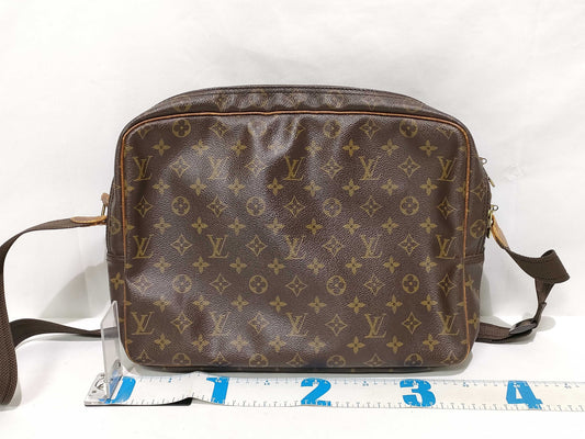 LOUIS VUITTON Monogram Louis Vuitton M45252 Reporter GM SP0975 Shoulder Bag Monogram Shoulder Bag