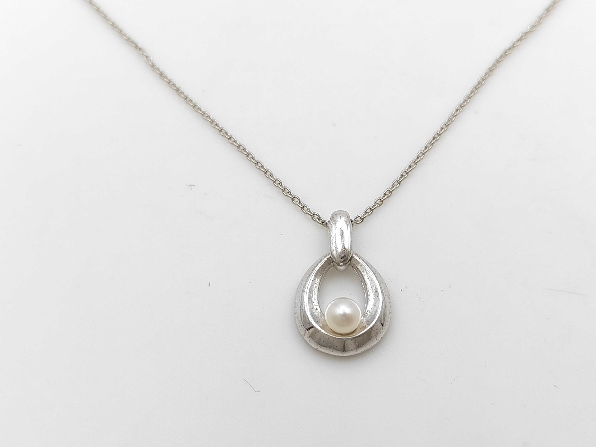 TASAKI Colored Stone Pearl 6.0g Necklace 