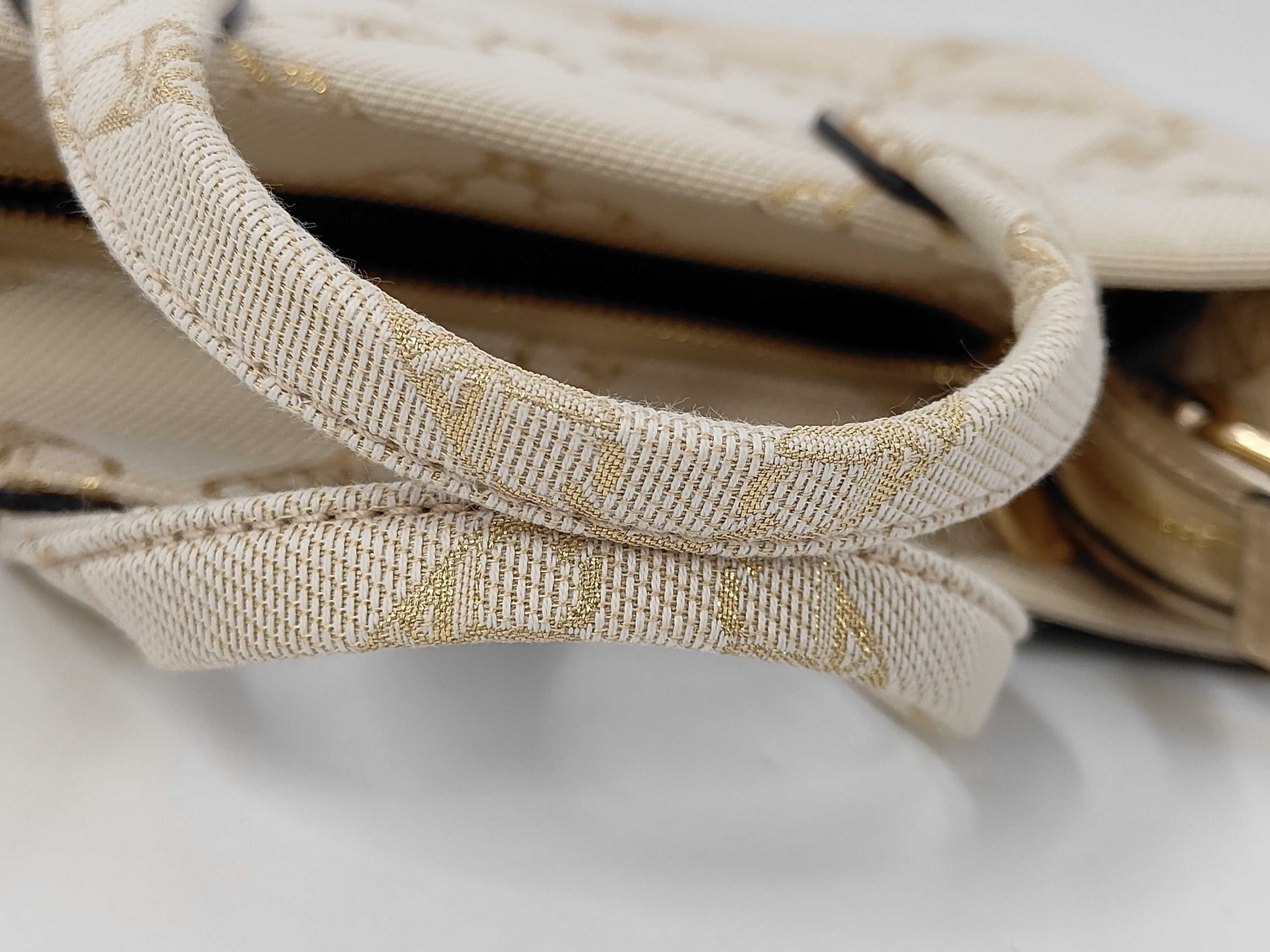 Michael Kors Michael Kors Shoulder Bag with Tag 30S3G3GM5I 750 Shoulder Bag