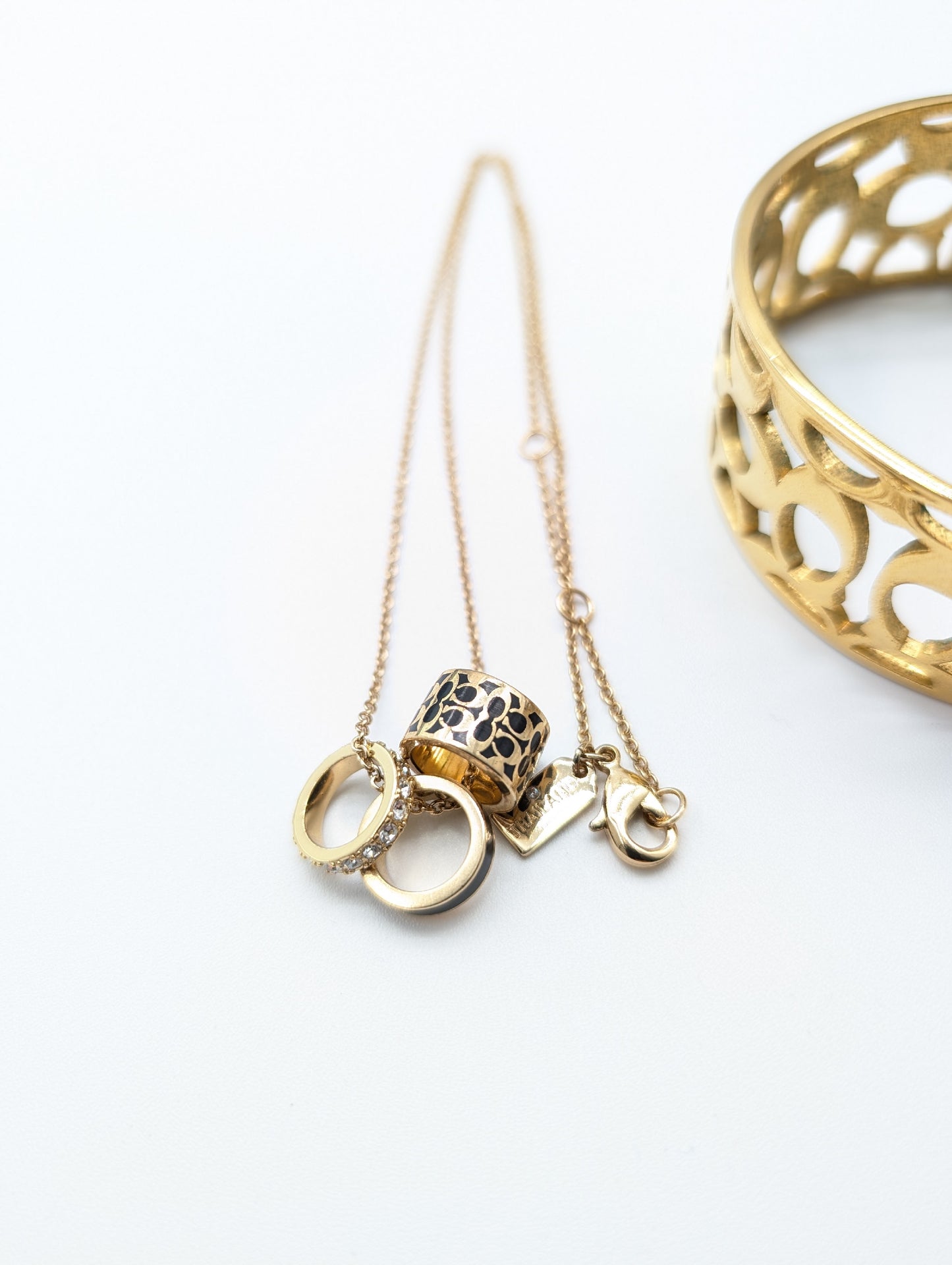 COACH COACH Coach Accessories Summary Accessories Summary Accessories Summary 