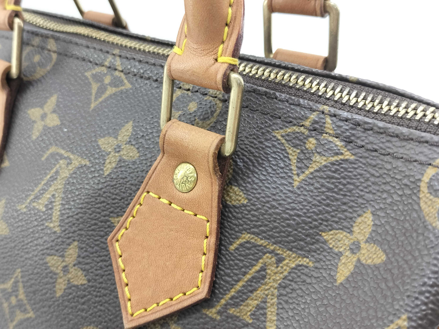LOUIS VUITTON Monogram Louis Vuitton Speedy 25 Handbag
