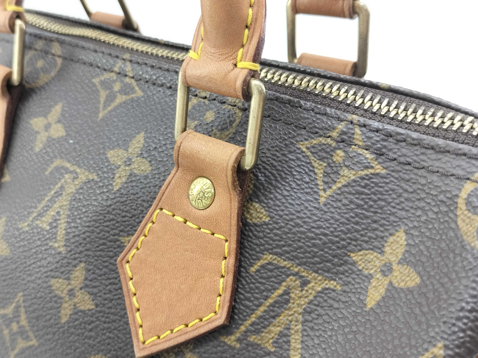 LOUIS VUITTON Monogram Louis Vuitton Speedy 25 Handbag