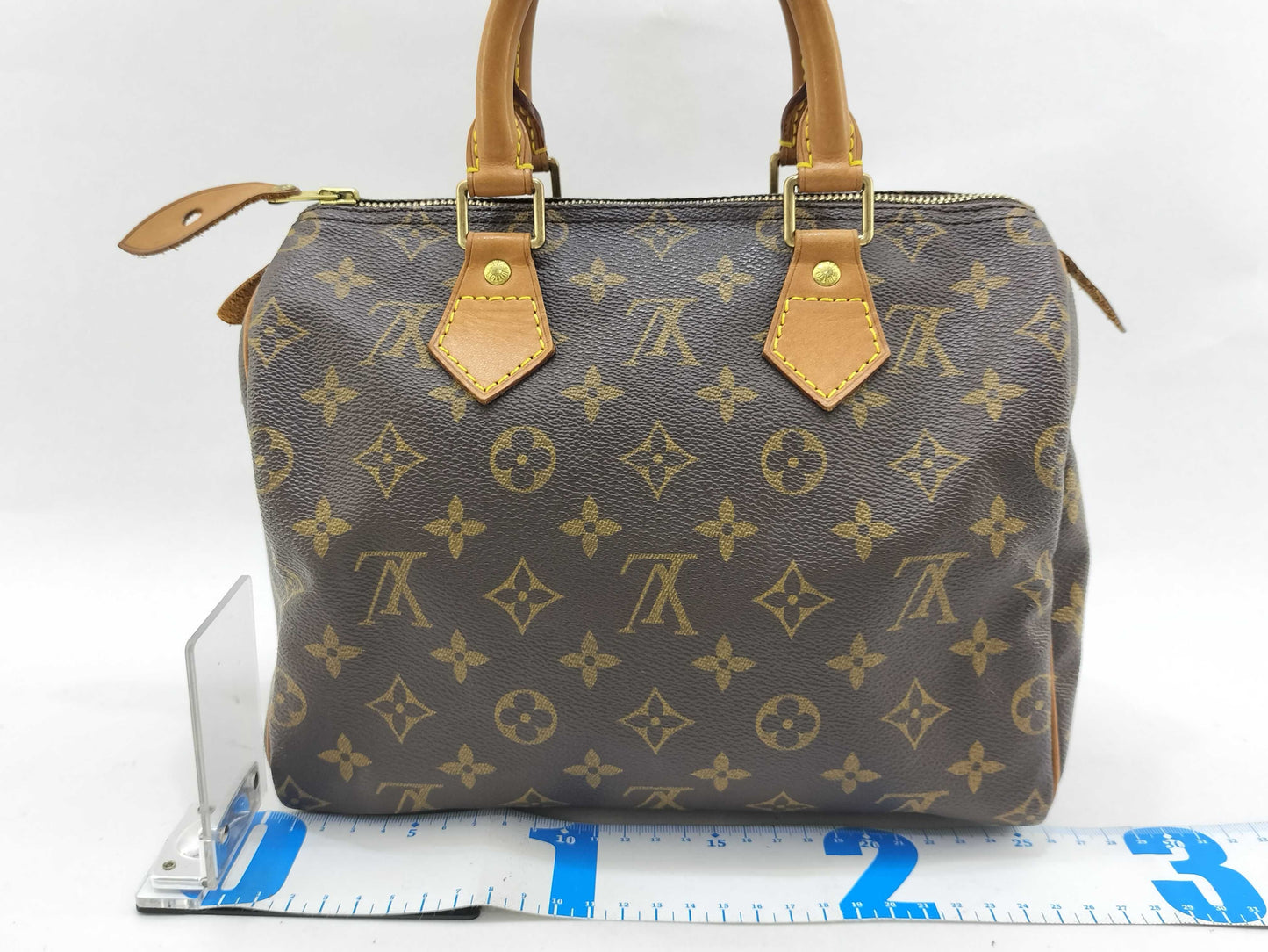 LOUIS VUITTON Monogram Louis Vuitton Speedy 25 Handbag