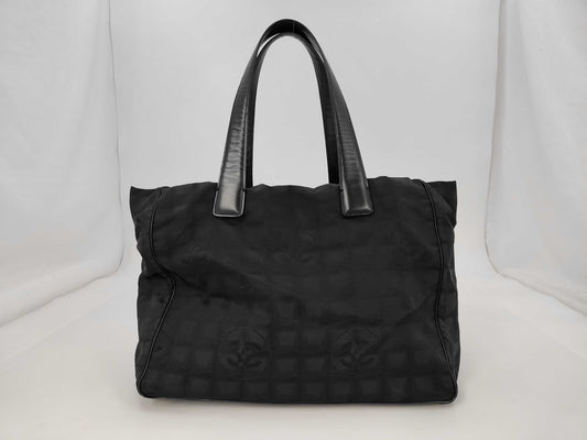 CHANEL New Travel Tote Bag