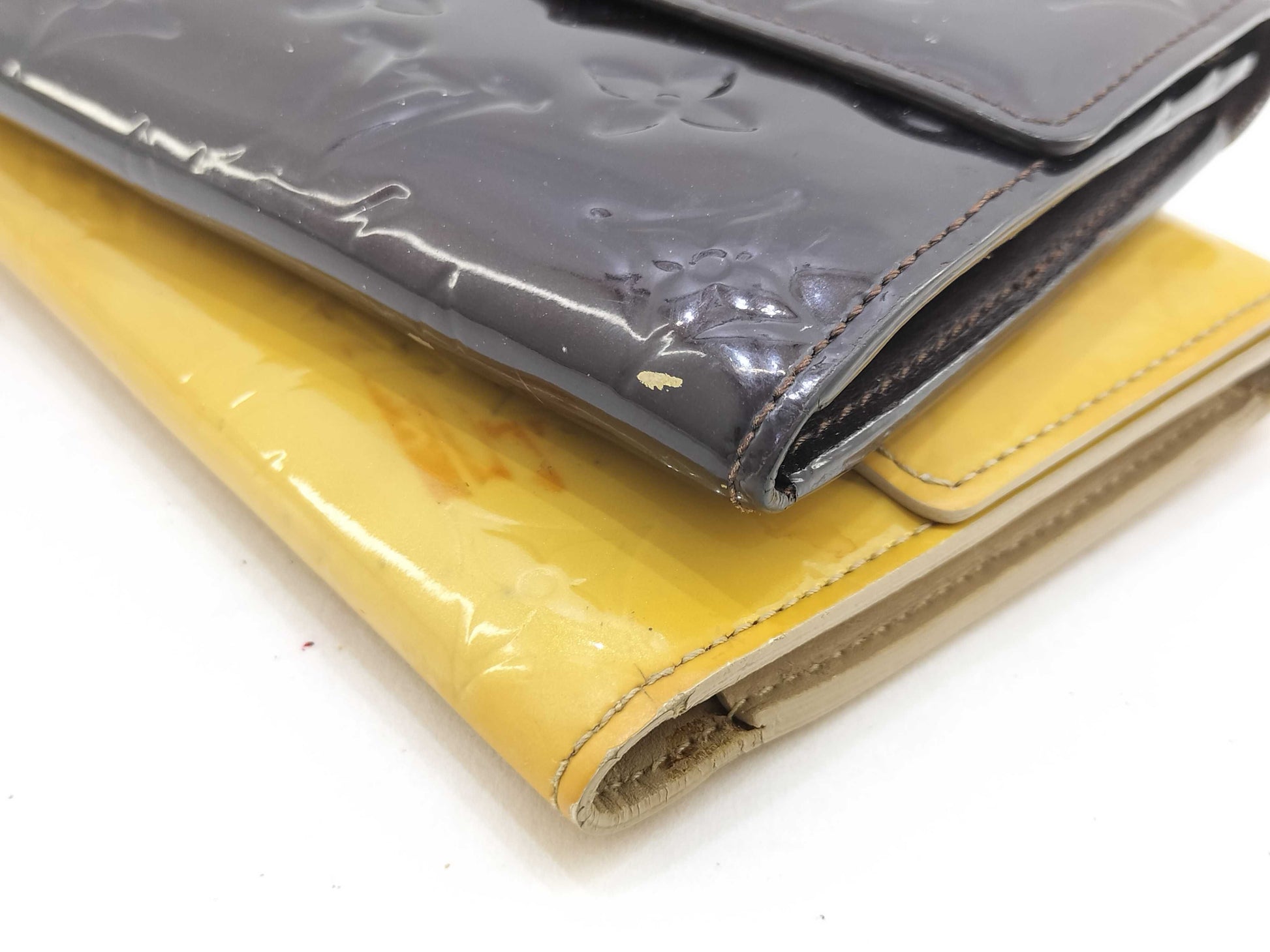 LOUIS VUITTON Vernis Porte Foro Wallet