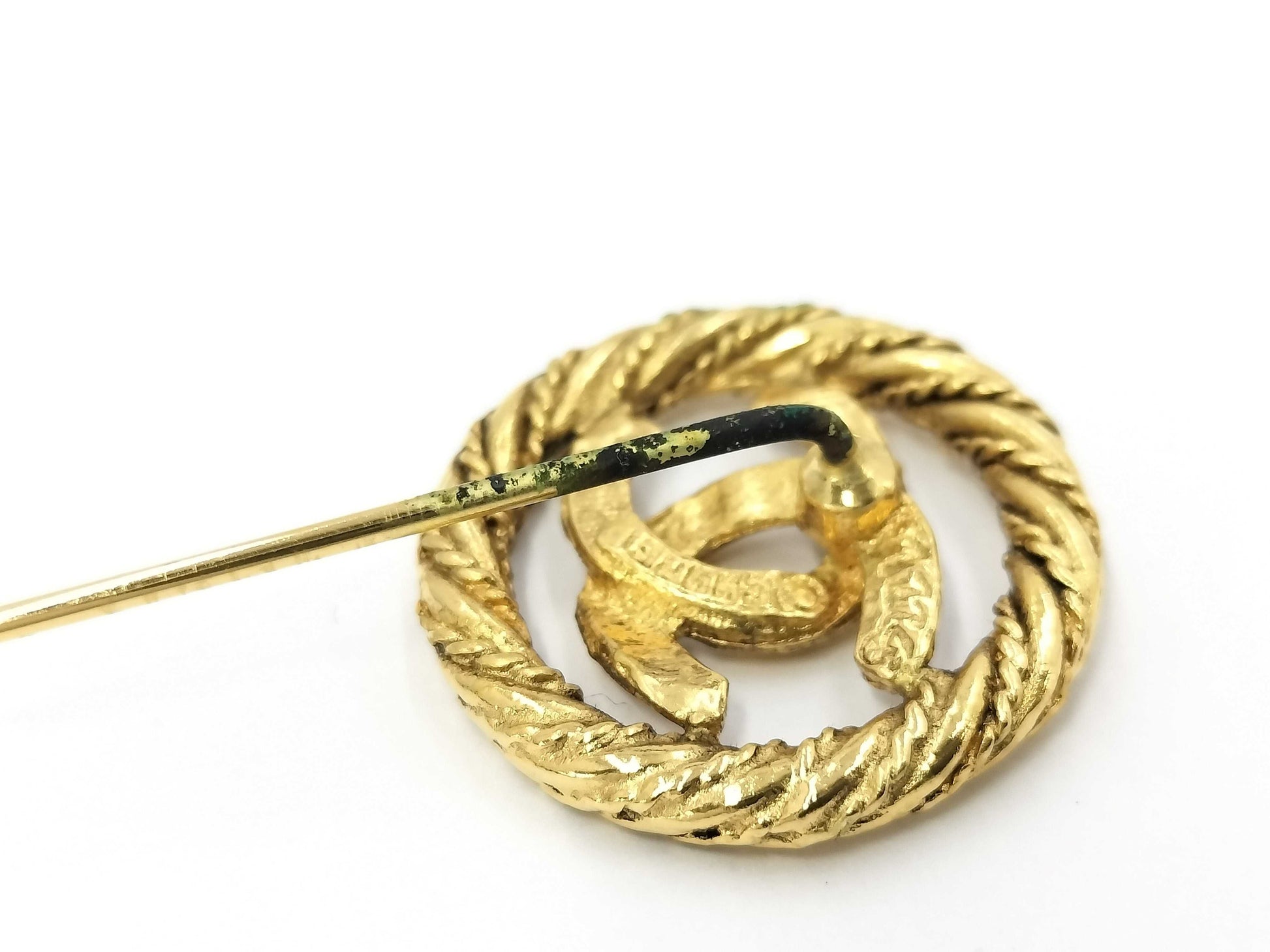 CHANEL Gold Pin Brooch