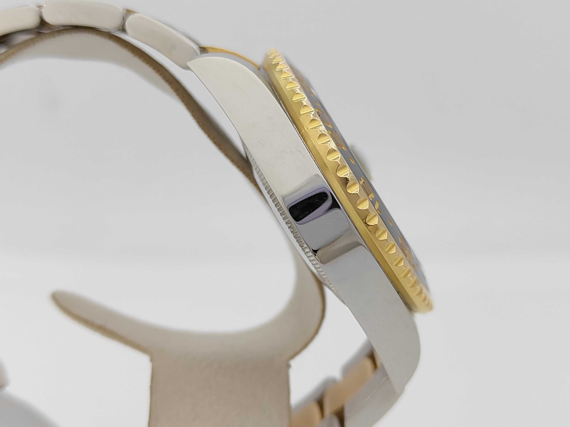 ROLEX 116713LN Z457742 Black Dial Oyster Bracelet Men's Watch