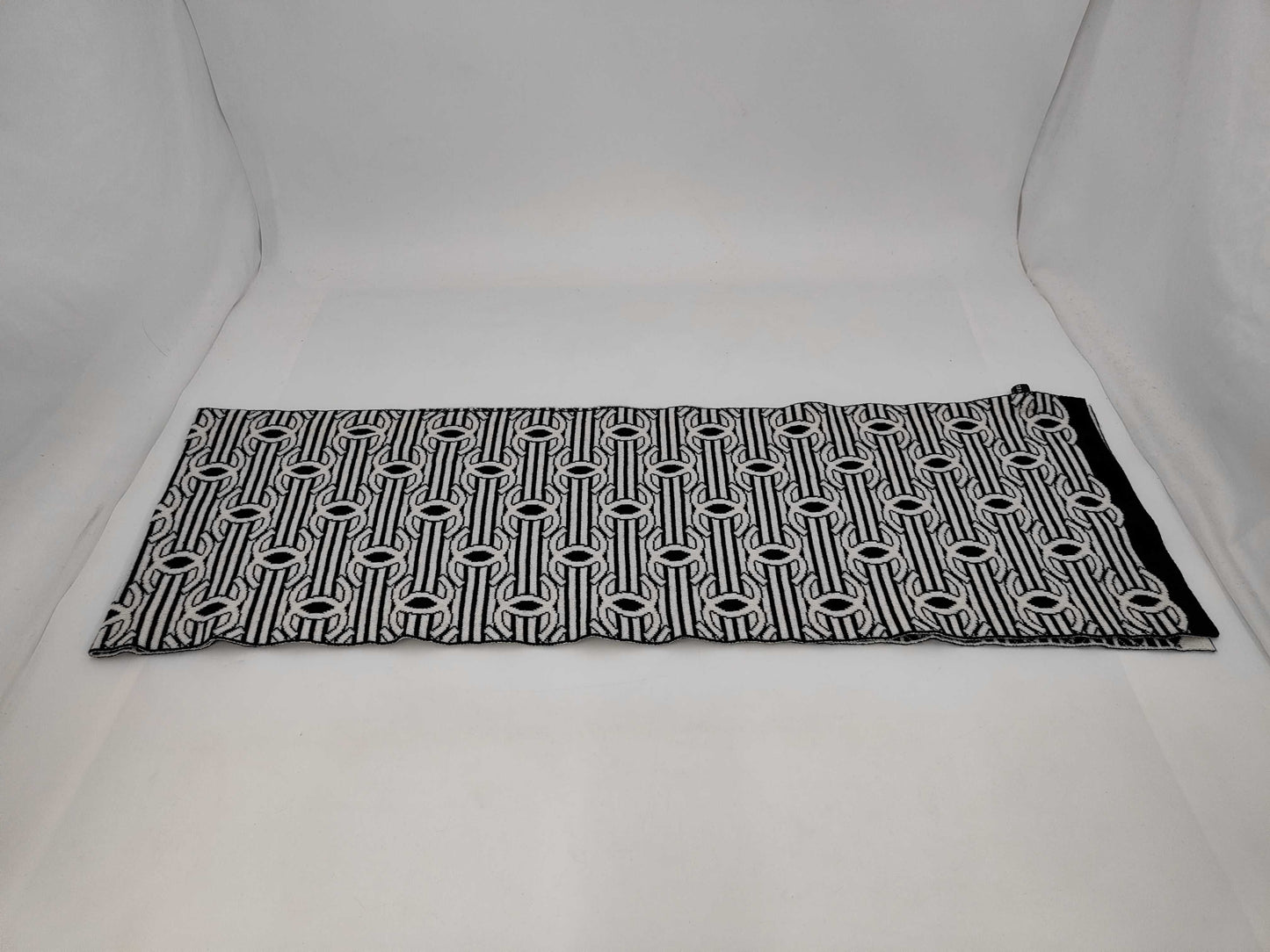 CHANEL Stole 64% Cashmere 36% Cotton Scarf