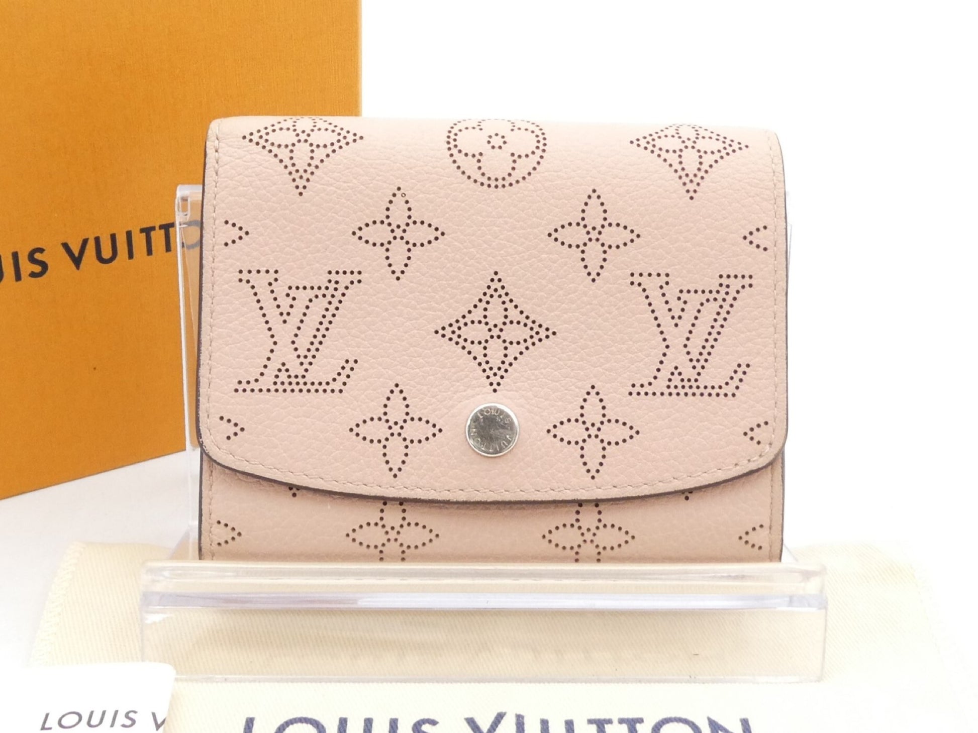 LOUIS VUITTON Mahina Portefeuille Iris Compact Wallet