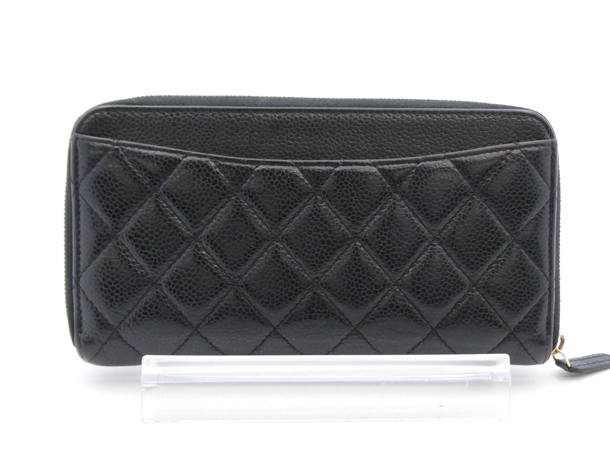 CHANEL Matelasse Coco Mark Caviar Leather Round Zip Wallet