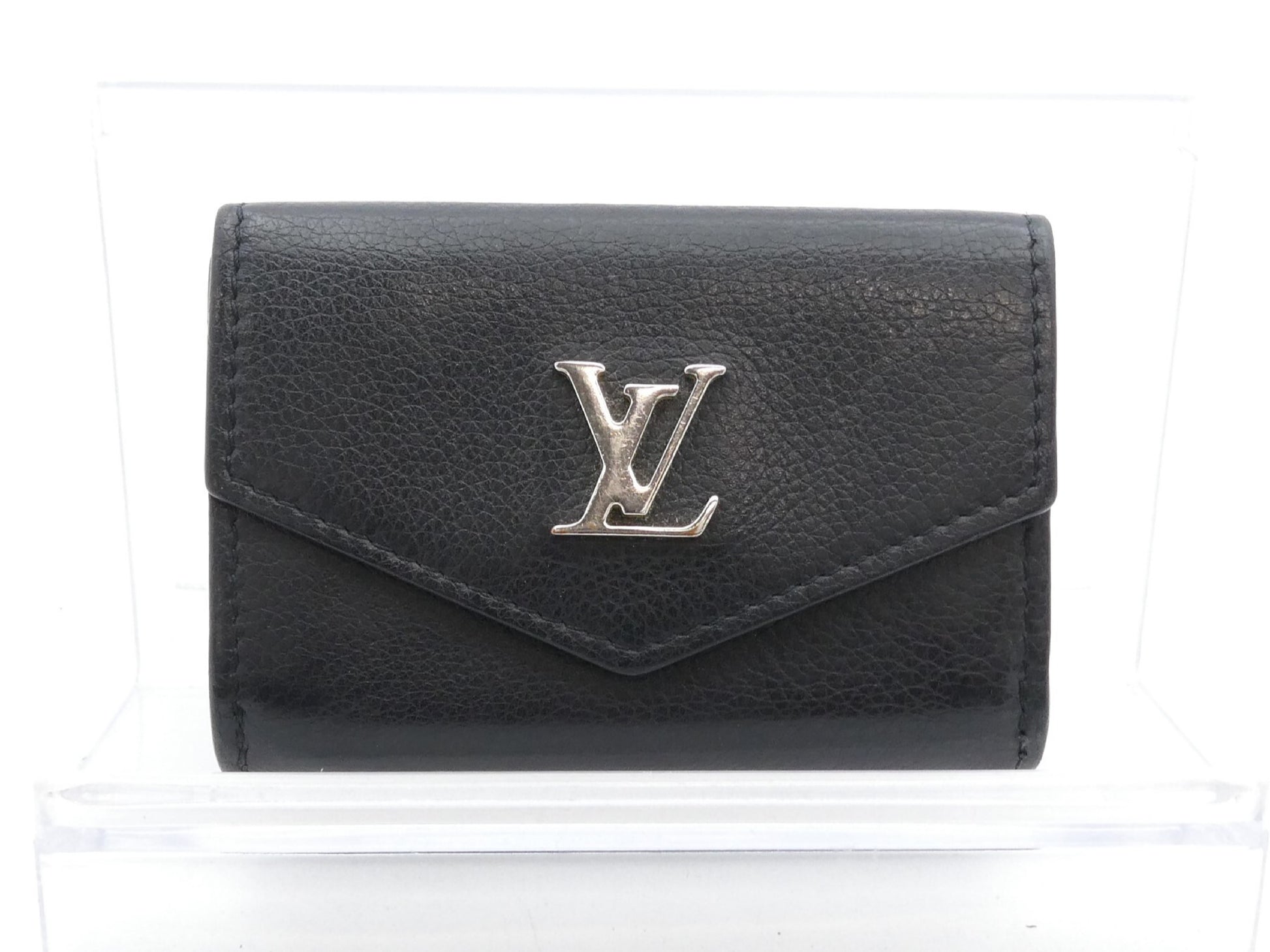 LOUIS VUITTON Portefeuille Lock Mini Lockme Wallet