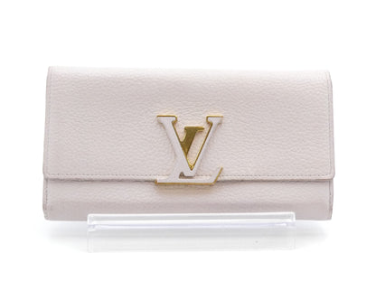 LOUIS VUITTON Portefeuille Capucines Wallet