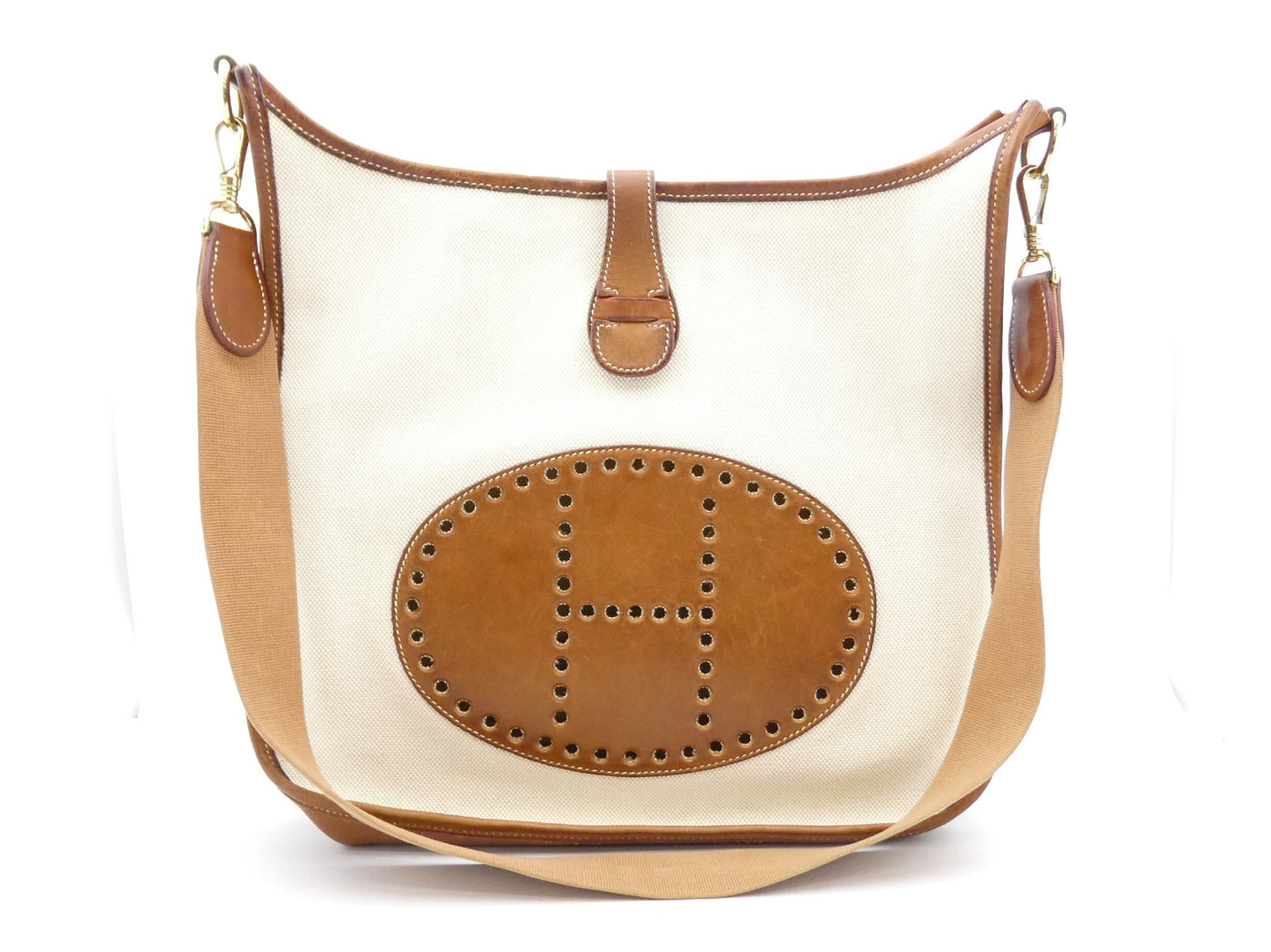 HERMES Evelyn GM 〇Z engraved shoulder bag