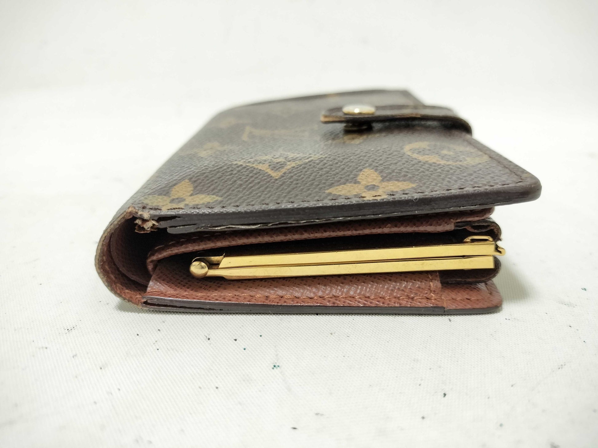 LOUIS VUITTON Monogram Louis Vuitton Portefeuille Viennois Folding Wallet