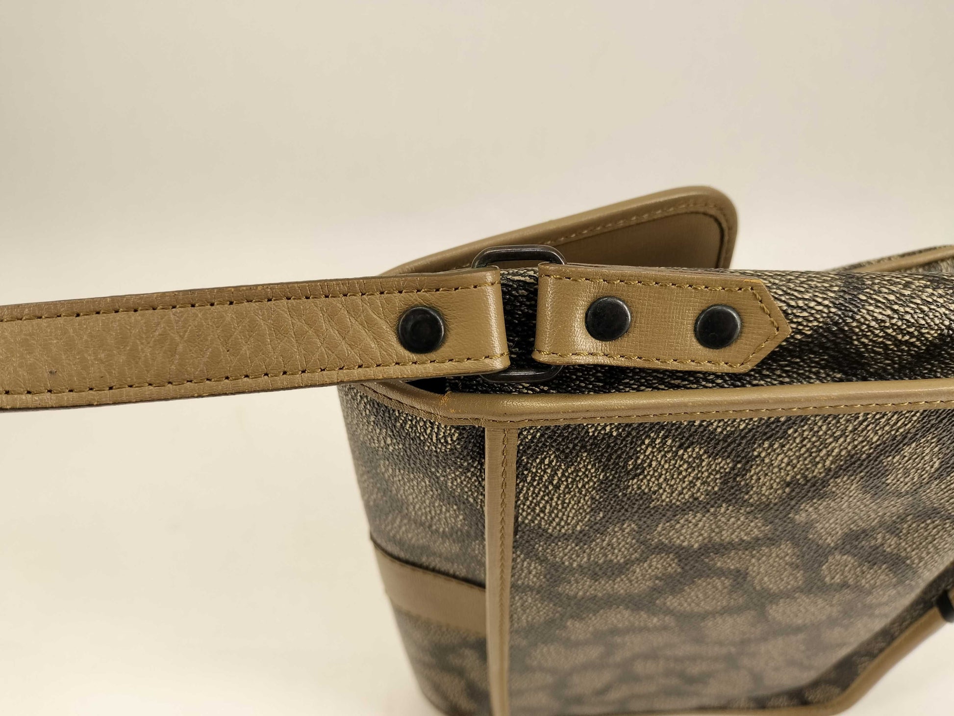 Yves Saint Laurent YVES SAINT LAURENT Shoulder Bag PVC Multicolor Shoulder Bag