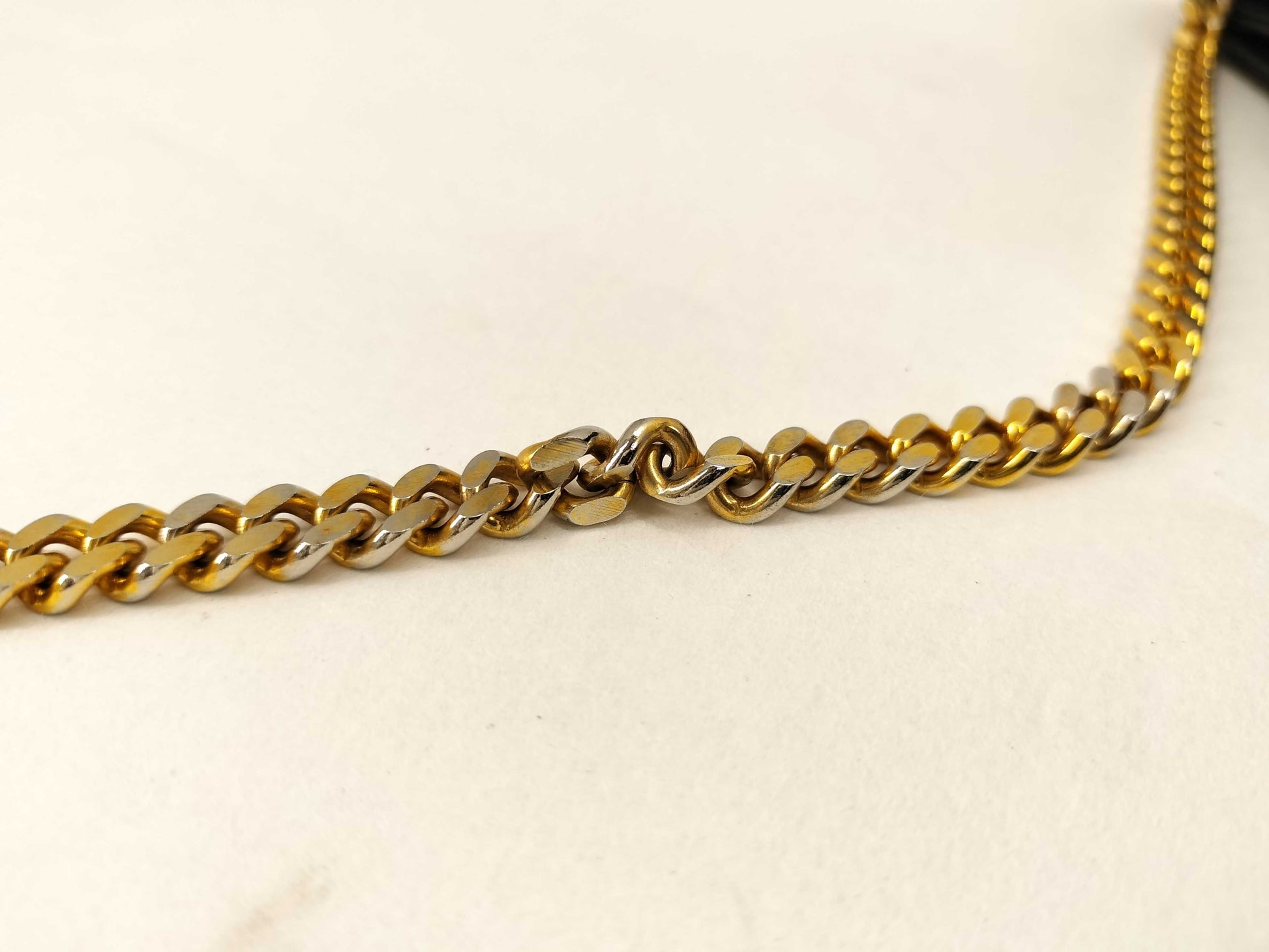 CELINE Chain Shoulder Bag