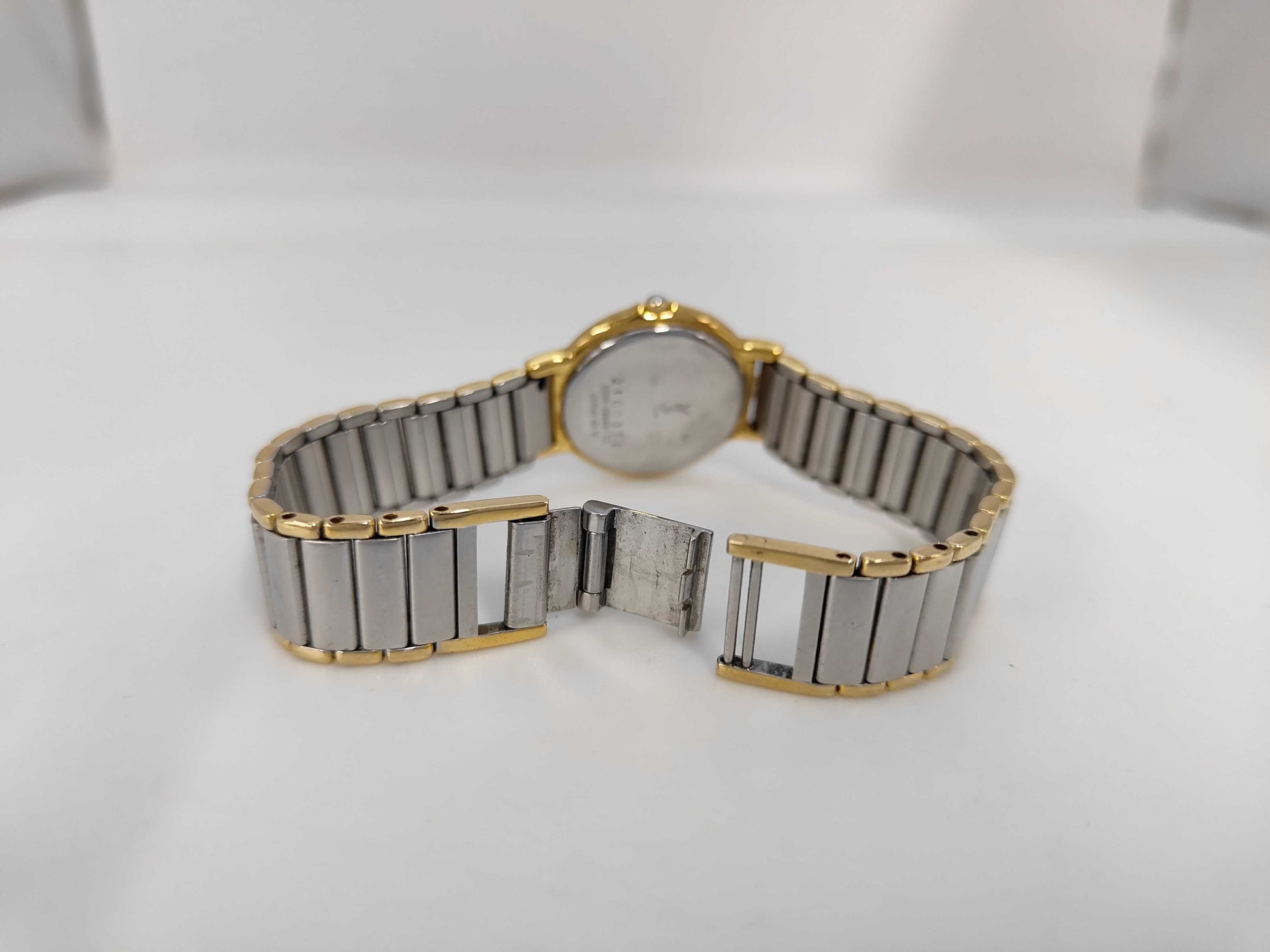 Yves Saint Laurent 2200-228481 2100372 Quartz Ivory Dial Women's Watch