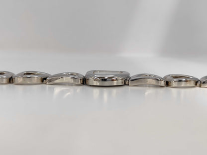 Yves Saint Laurent 4520-H15556 830932 Quartz Women's Watch