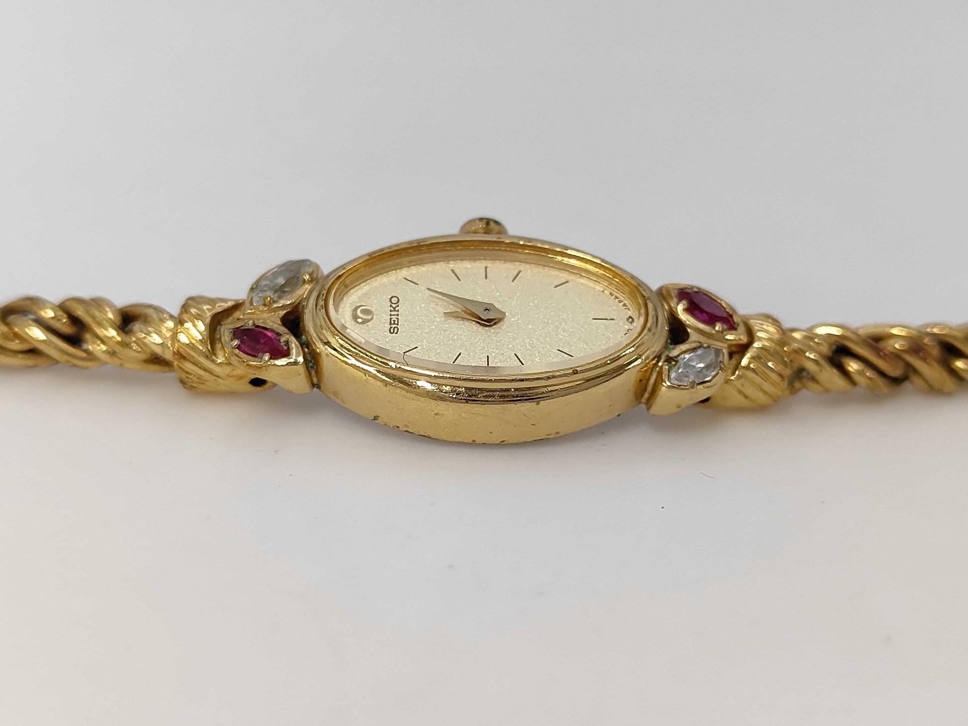 SEIKO 1E20-5760 753774 Quartz Champagne Dial Non-Moving Women's Watch