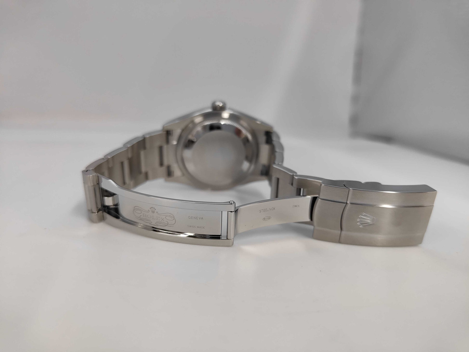 ROLEX 126000 EH856320 Silver Dial Oyster Bracelet Men's Watch