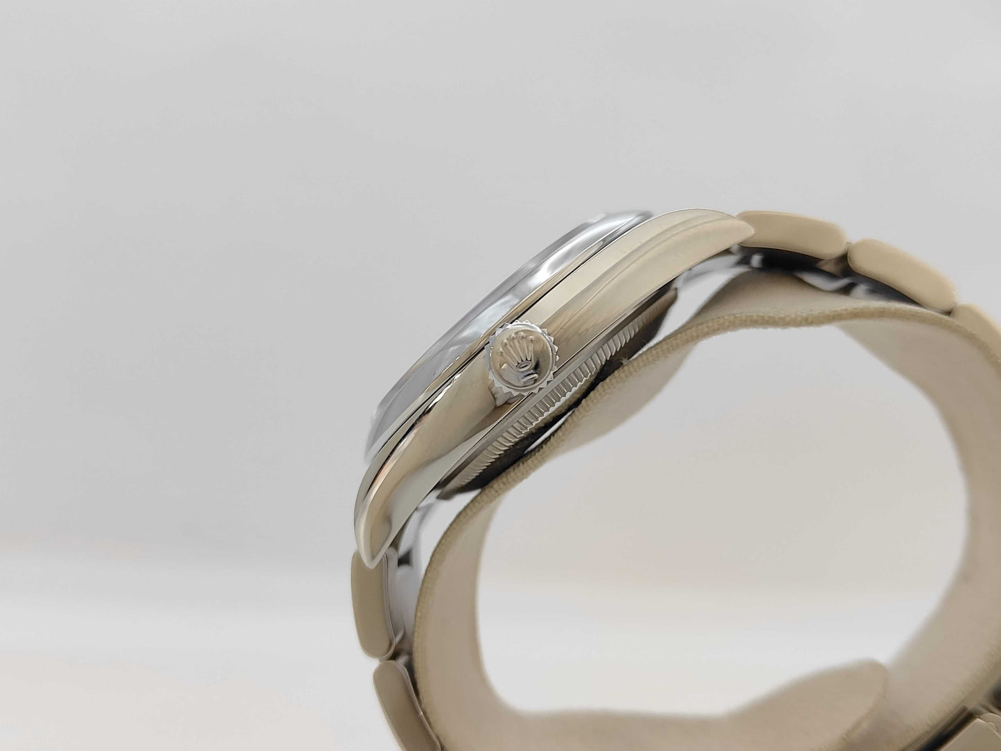 ROLEX 126000 EH856320 Silver Dial Oyster Bracelet Men's Watch