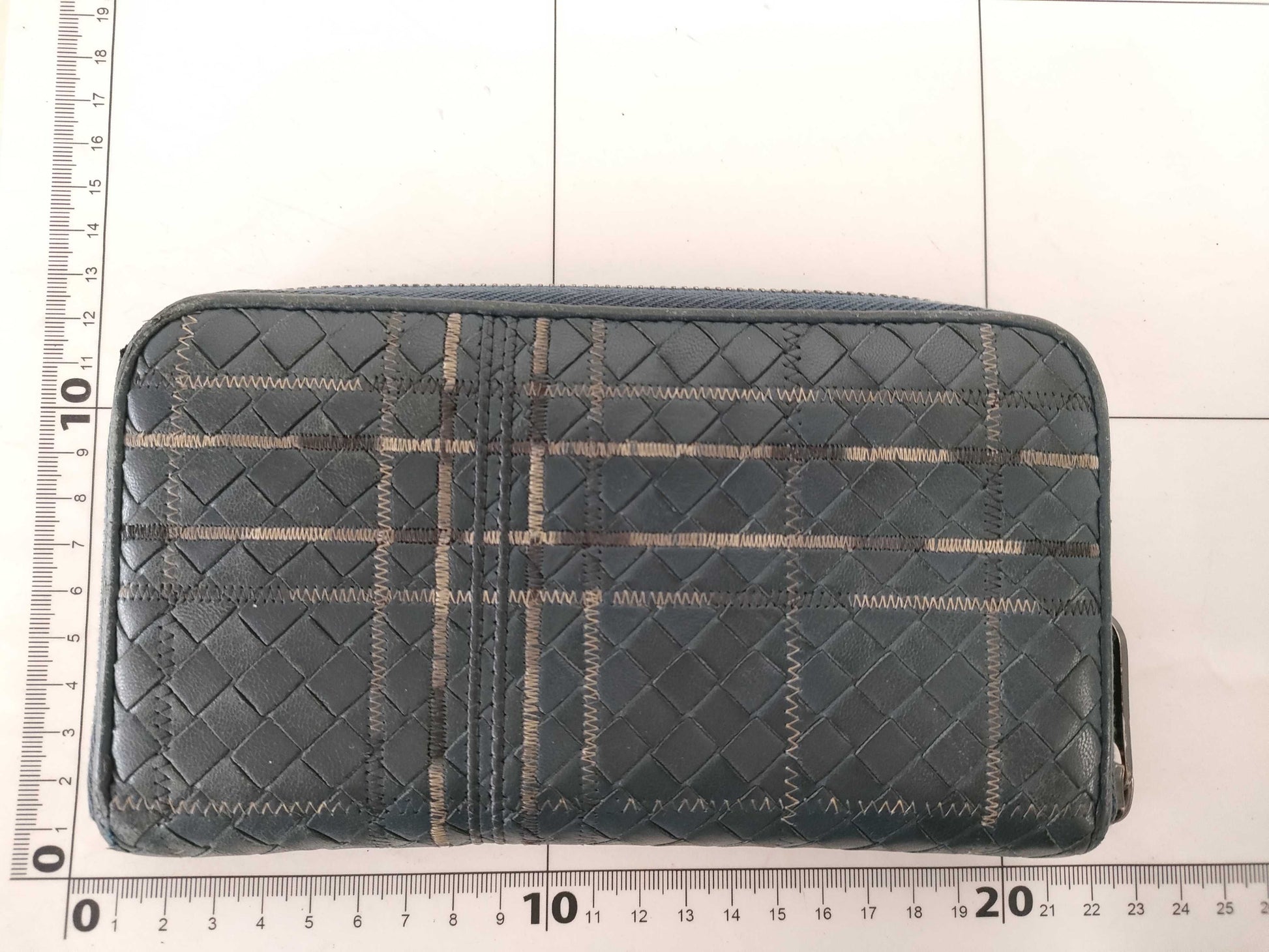 BOTTEGA VENETA Intrecciato BOTTEGA VENETA Intrecciato Atlas Long Wallet
