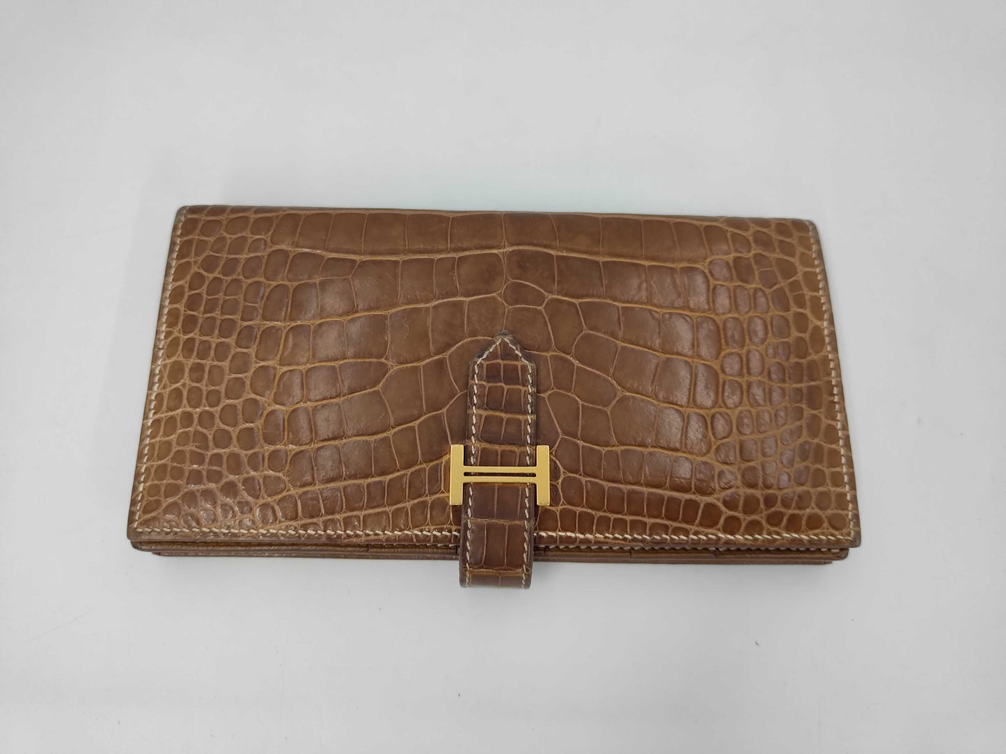 HERMES Bearn Soufflet Alligator Matte Brown Wallet with Gold Hardware and D Stamp