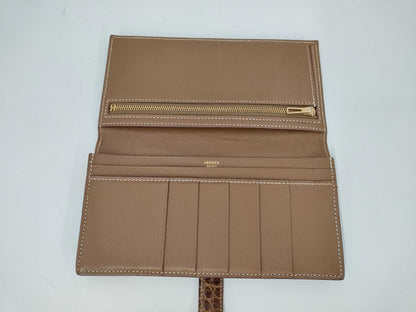 HERMES Bearn Soufflet Alligator Matte Brown Wallet with Gold Hardware and D Stamp