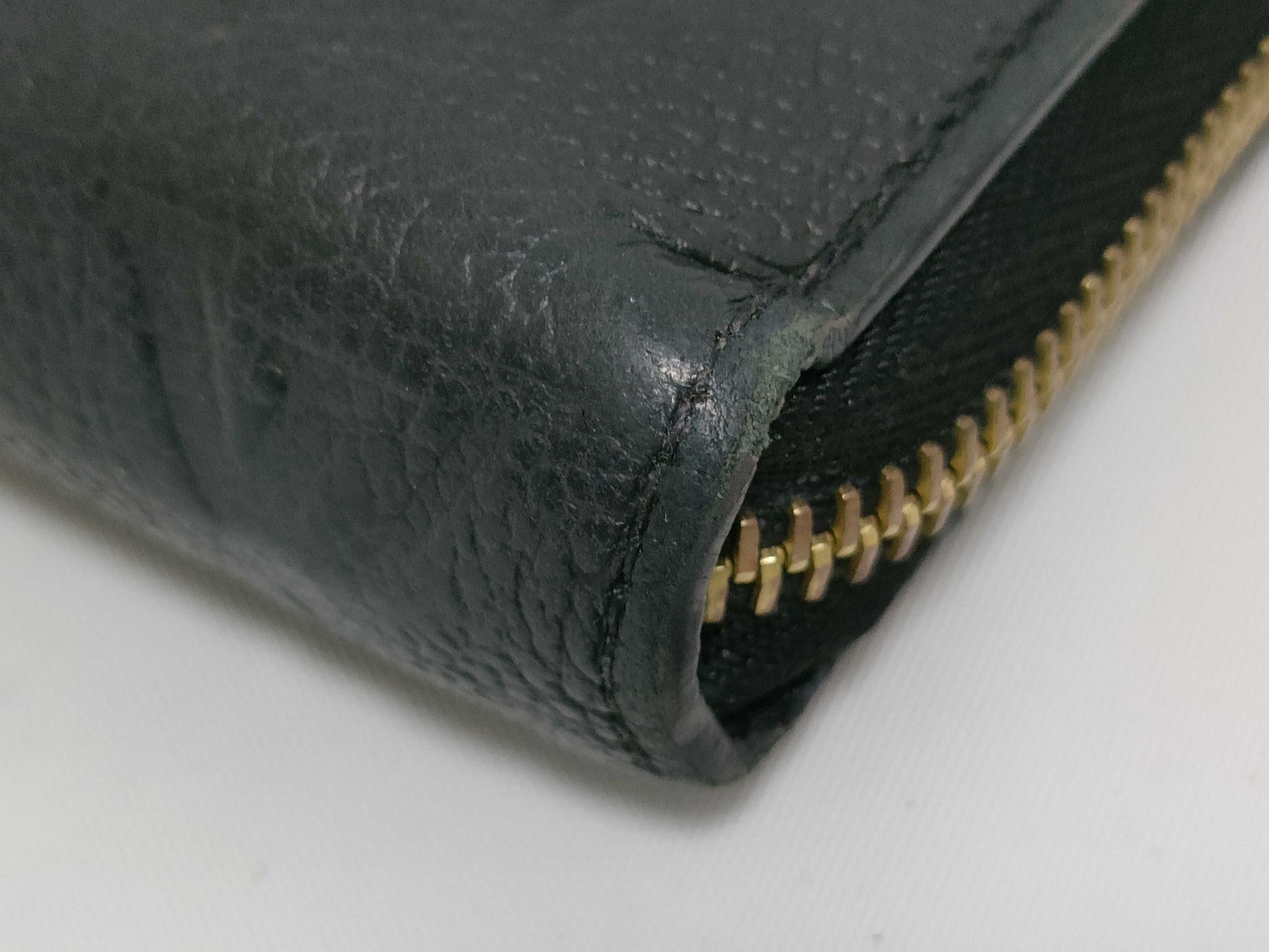 LOUIS VUITTON Monogram Empreinte Zippy Wallet Monogram Empreinte M61864 SP2270 Wallet