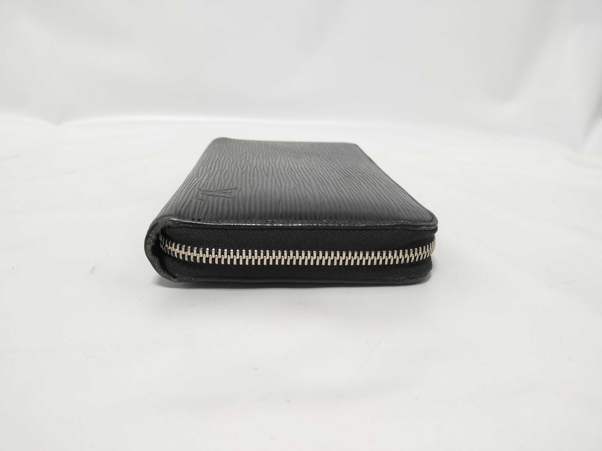 LOUIS VUITTON Epi Leather Organizer NM Epi Noir M62643 CA3109 Wallet